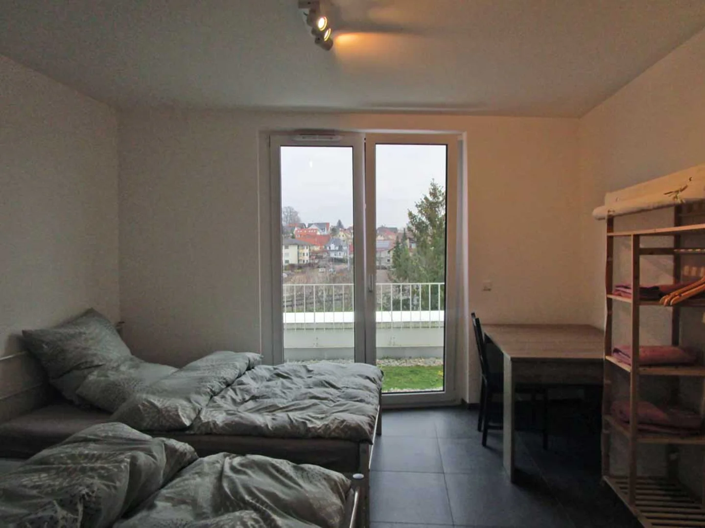 Edle 3-Zimmer-Penthouse-Wohnung mit Dachterrasse, auf Wunsch teilmöbliert - Photo 3