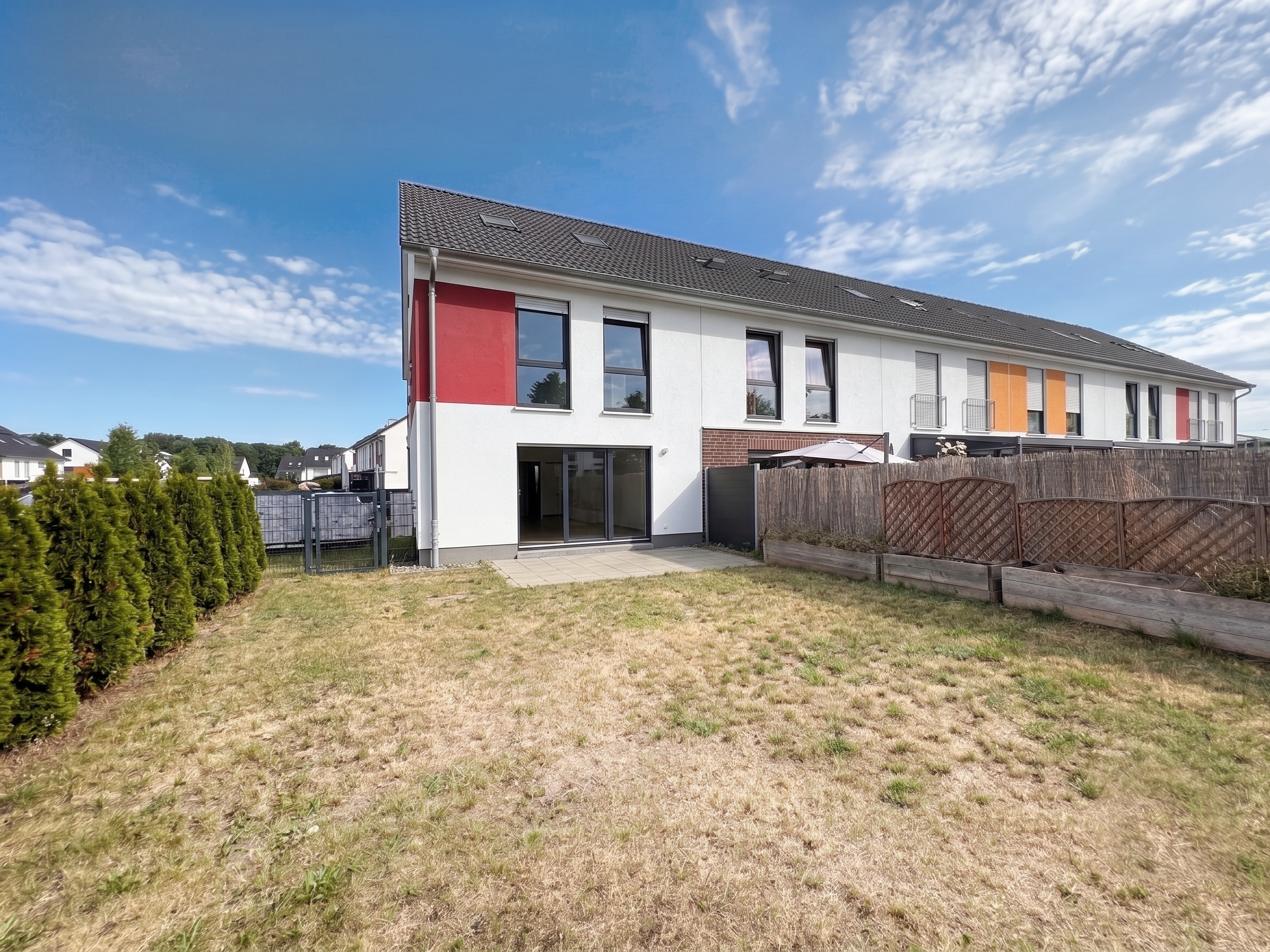 Stilvolles Reihenendhaus mit sonnigem Südgarten und Wohlfühlambiente