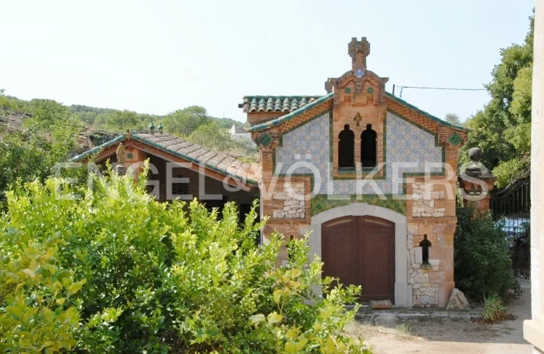 Casa senyorial amb vinyers a Sant Pere de Ribes