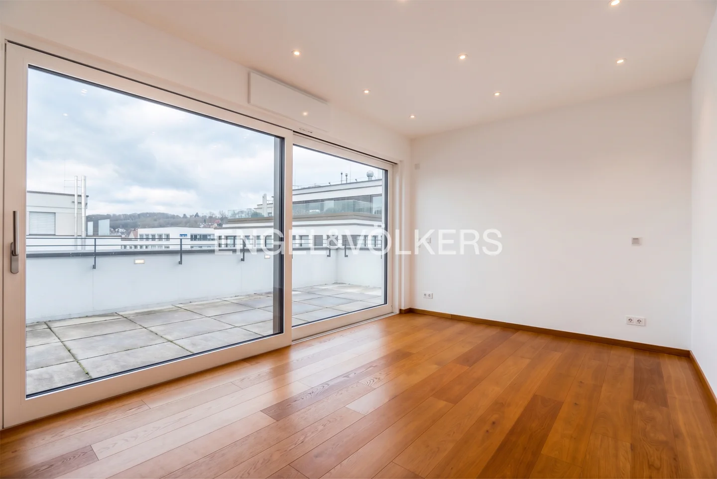 Luxus, Lage und Aussicht - Penthouse für höchste Ansprüche - Photo 4