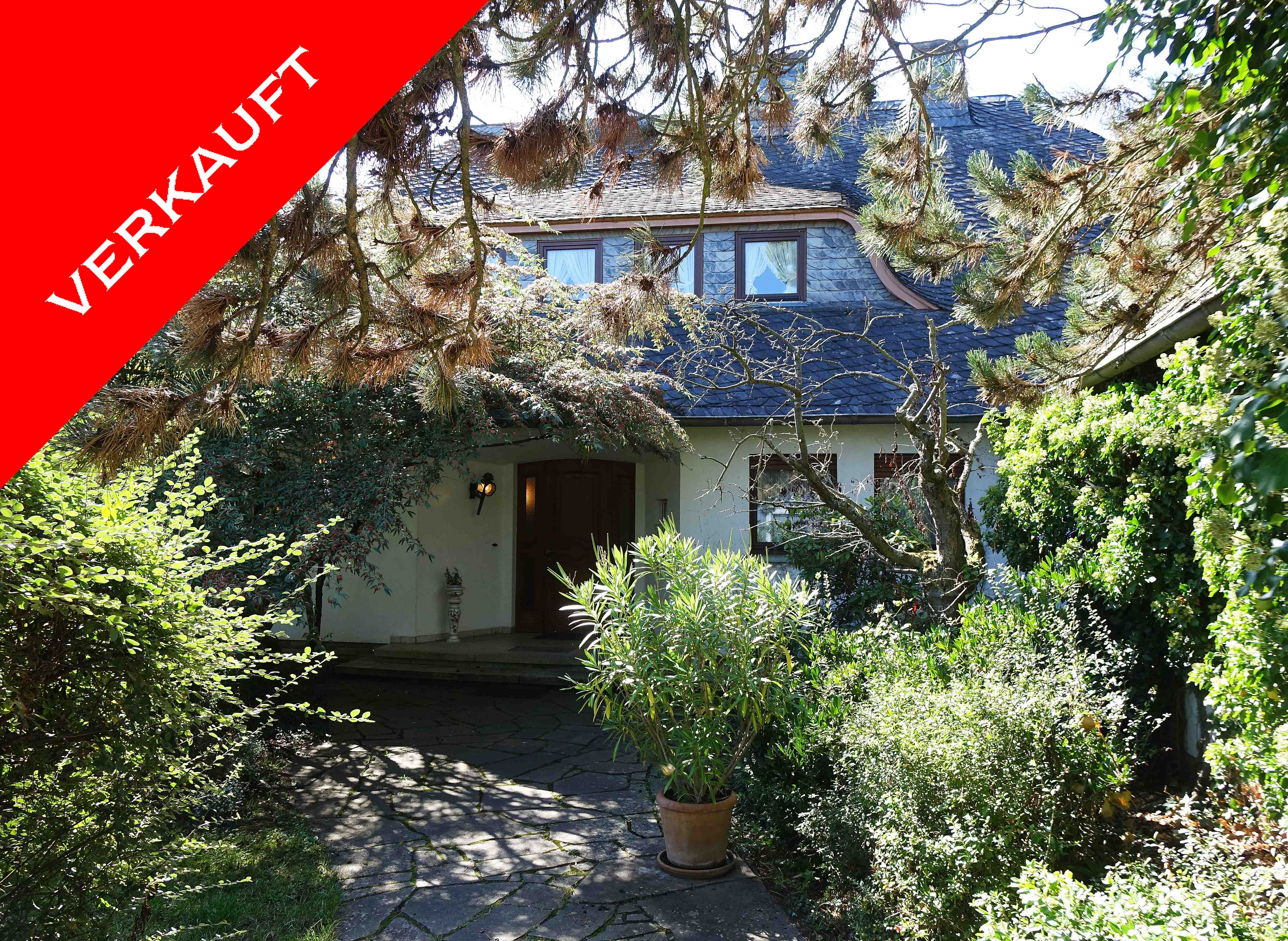 VERKAUFT! Die Lage zählt - Traumvilla mit Aussicht