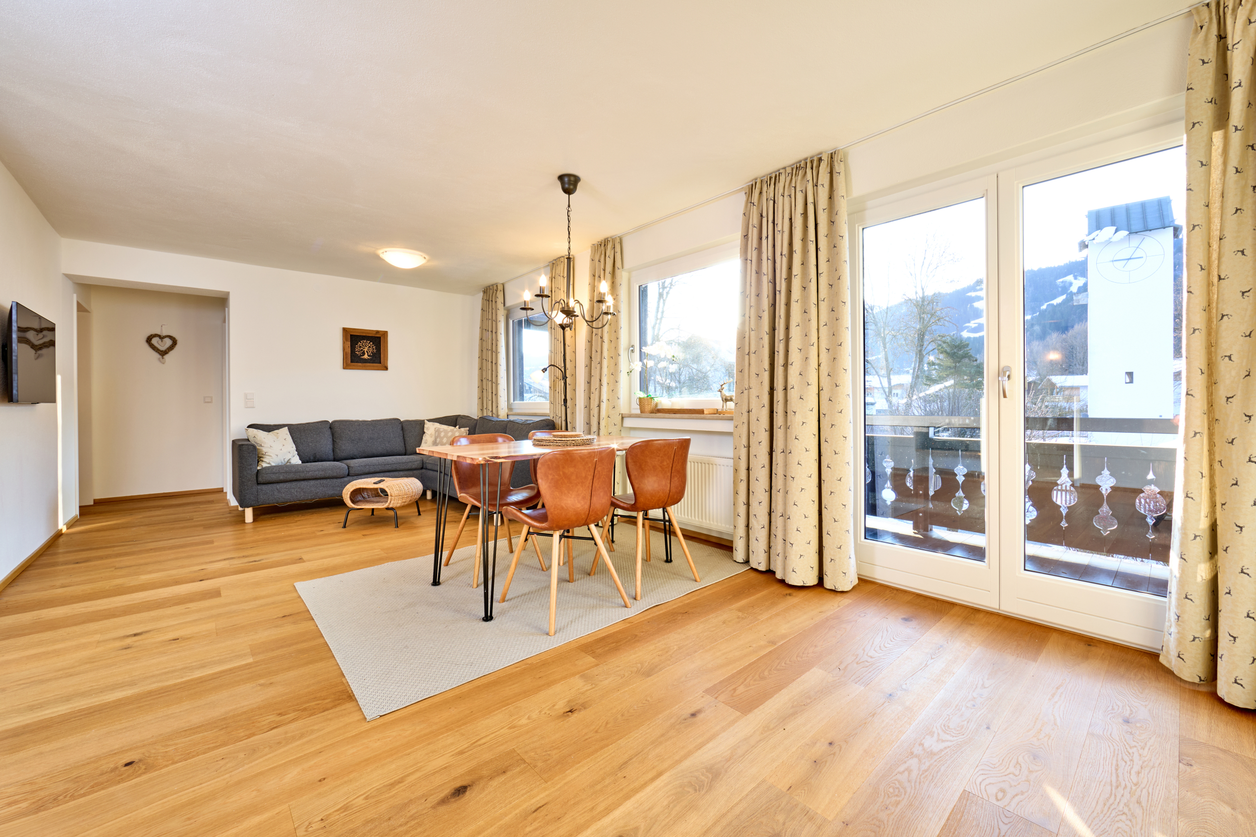 Hochwertige Obergeschosswohnung mit Studio in zentraler Lage