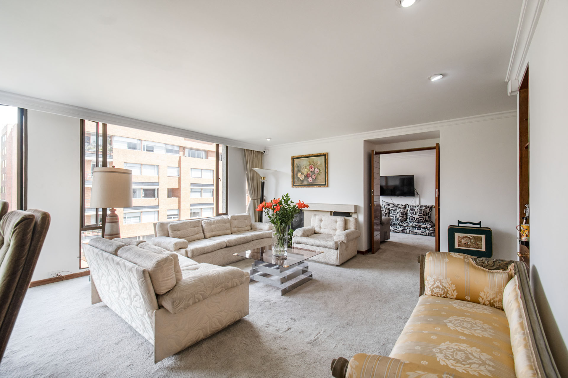 Apartamento exterior iluminado para venta en La Carolina