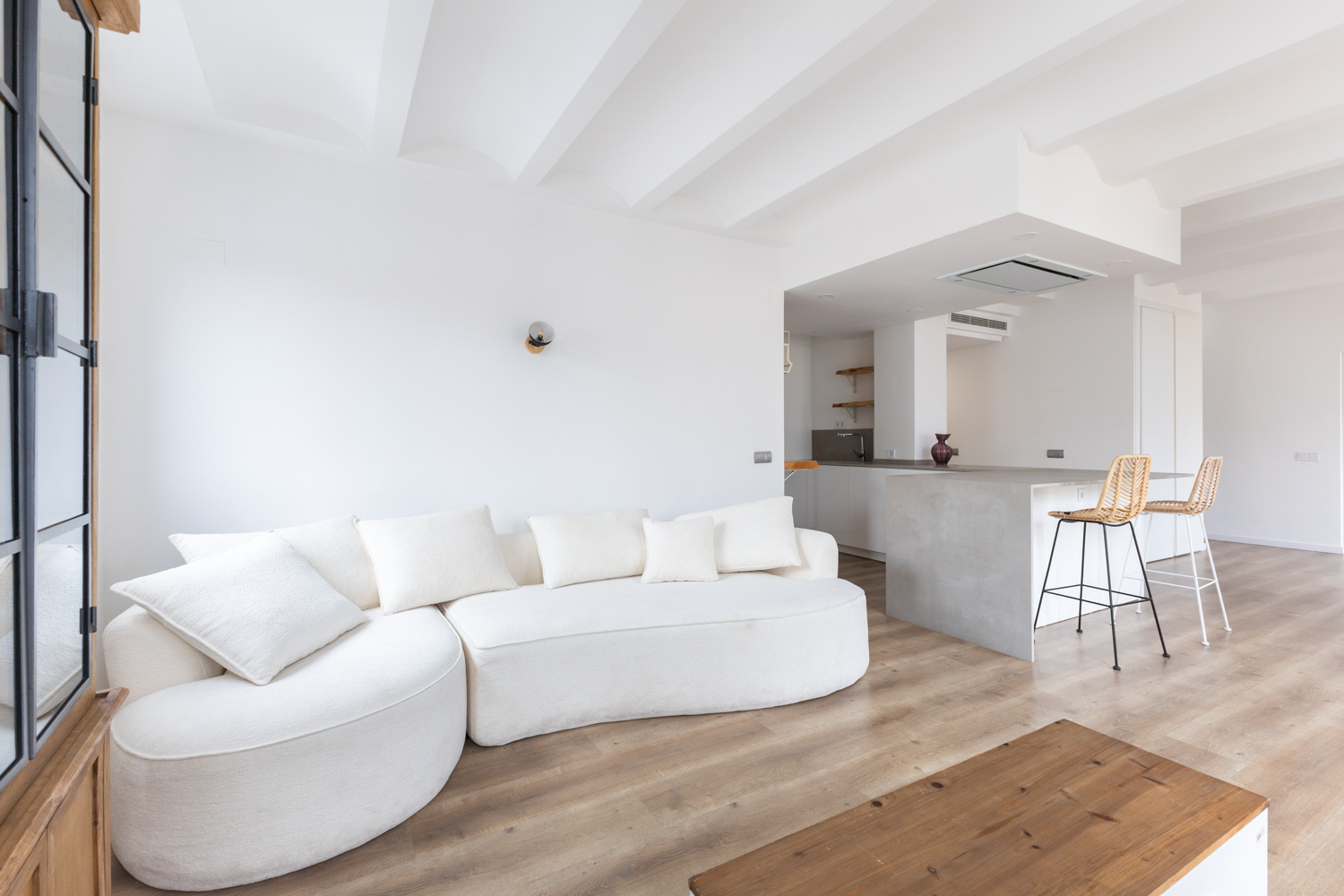 Modern apartment with parking in downtown Valencia