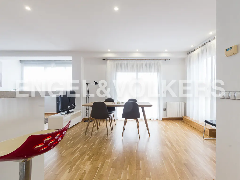 Living/Dining Room 2