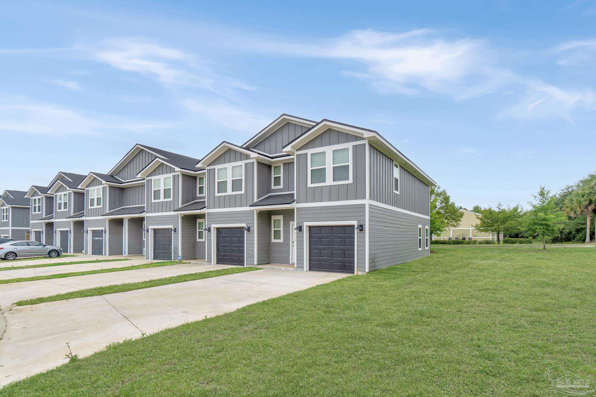 End Unit Living with Extra Space & Community Pool