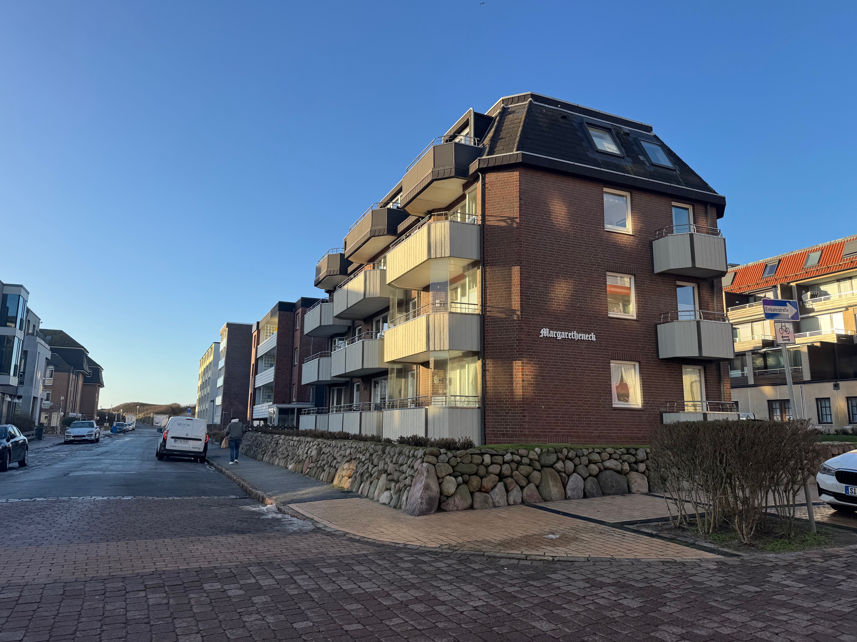 Toplage zwischen Strand & City – mit 2 Balkonen
