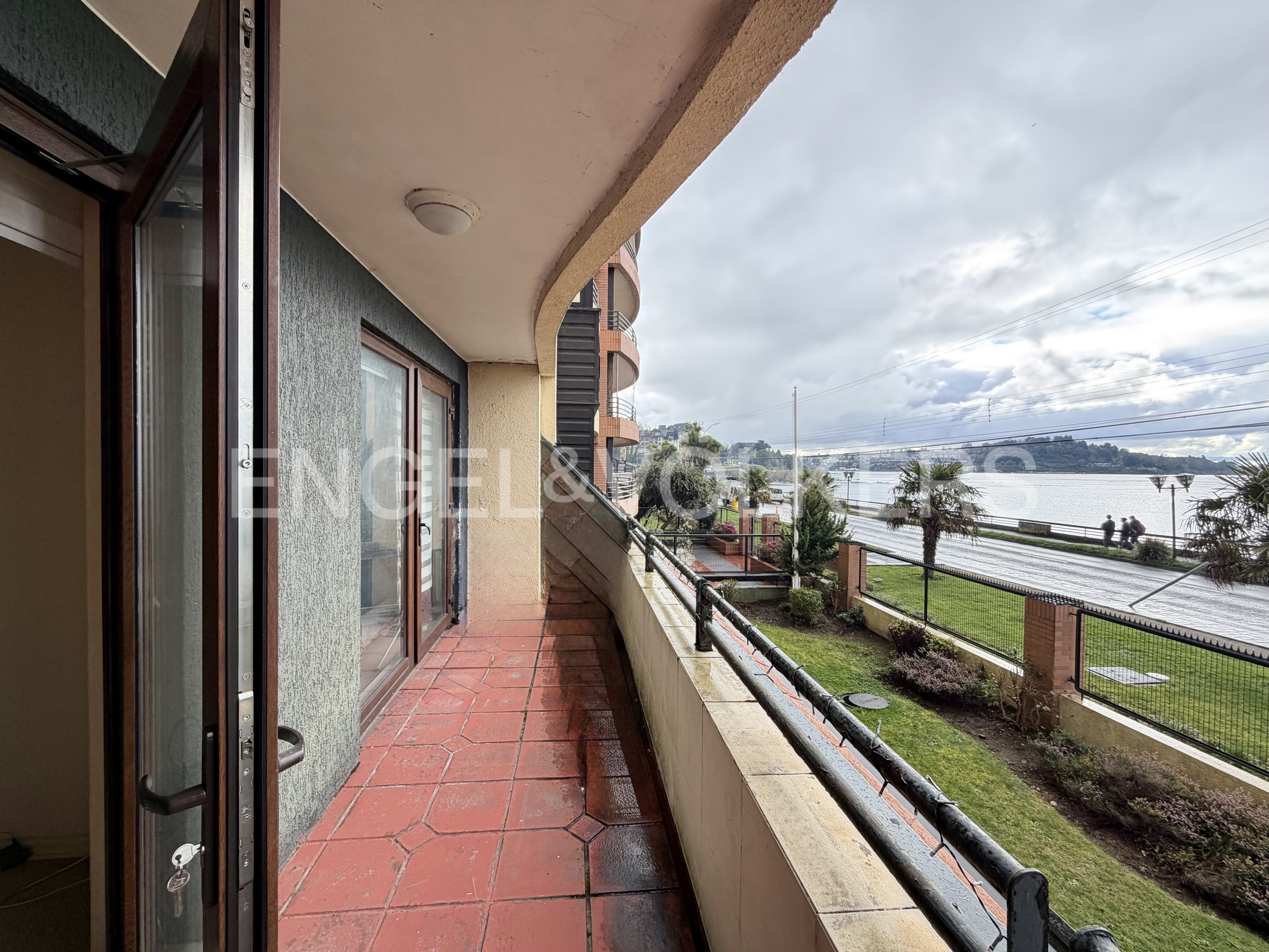 Departamento 2D 1B frente al lago, Puerto Varas
