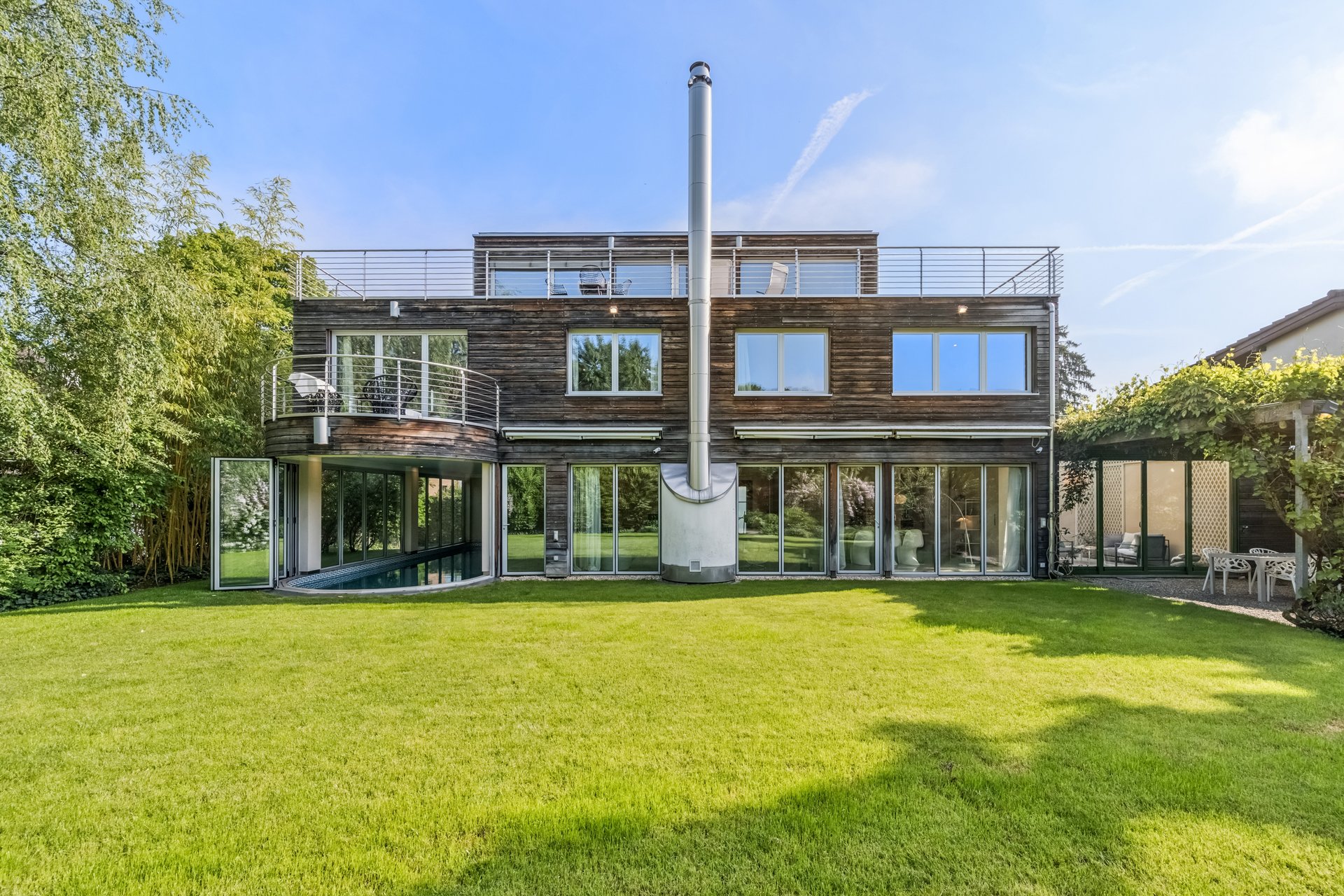 Exklusives Wohnerlebnis mit Pool & aussergewöhnlichem Garten