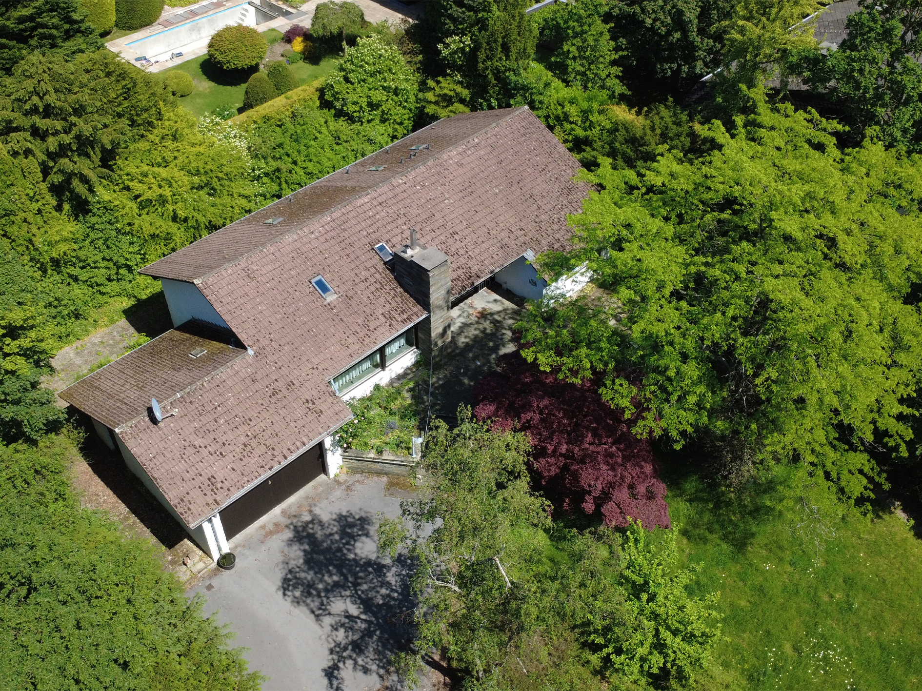 Hier sind Ihre Ideen gefragt: 2.900 m² Traumgrundstück und Haus mit Potenzial am Ahlenberg