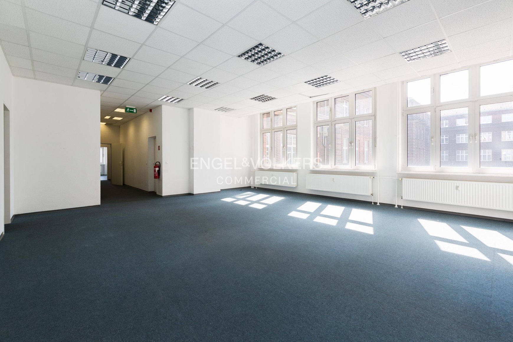 Ihr neues Büro direkt an der Stadtautobahn