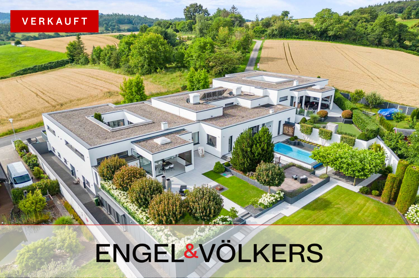**VERKAUFT**Luxuriöse Villa mit Garten- & Poollandschaft
in malerischer Umgebung