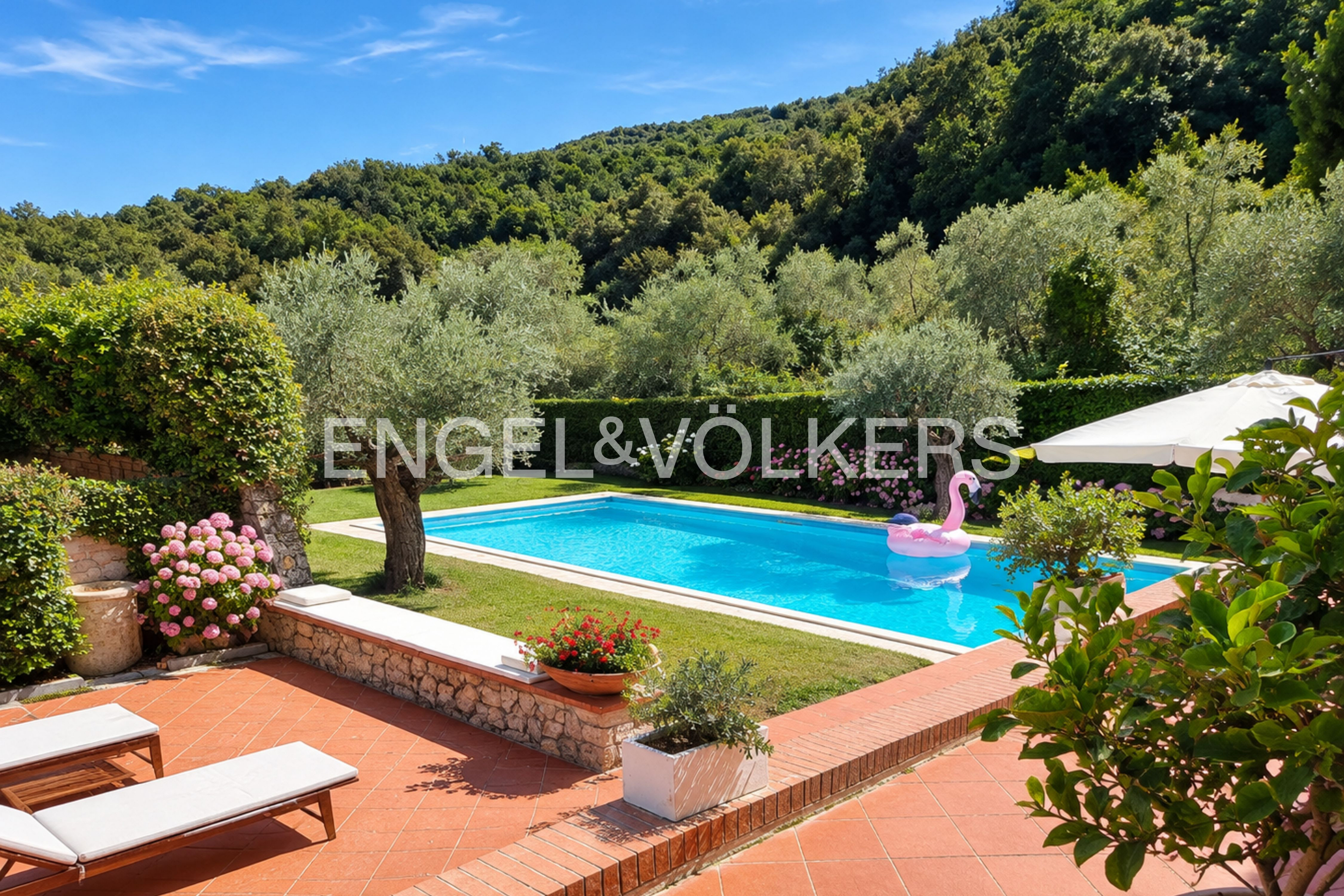 Haus mit Pool und privatem Garten in einer gepflegten Wohnanlage in Camisano