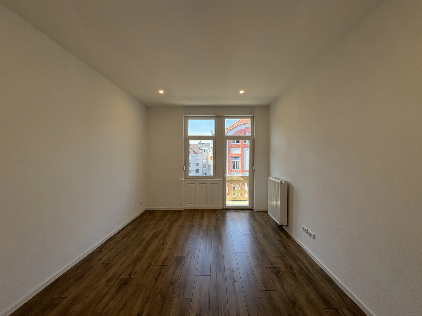 Attraktive Altbauwohnung in begehrter Lage! - Photo 5