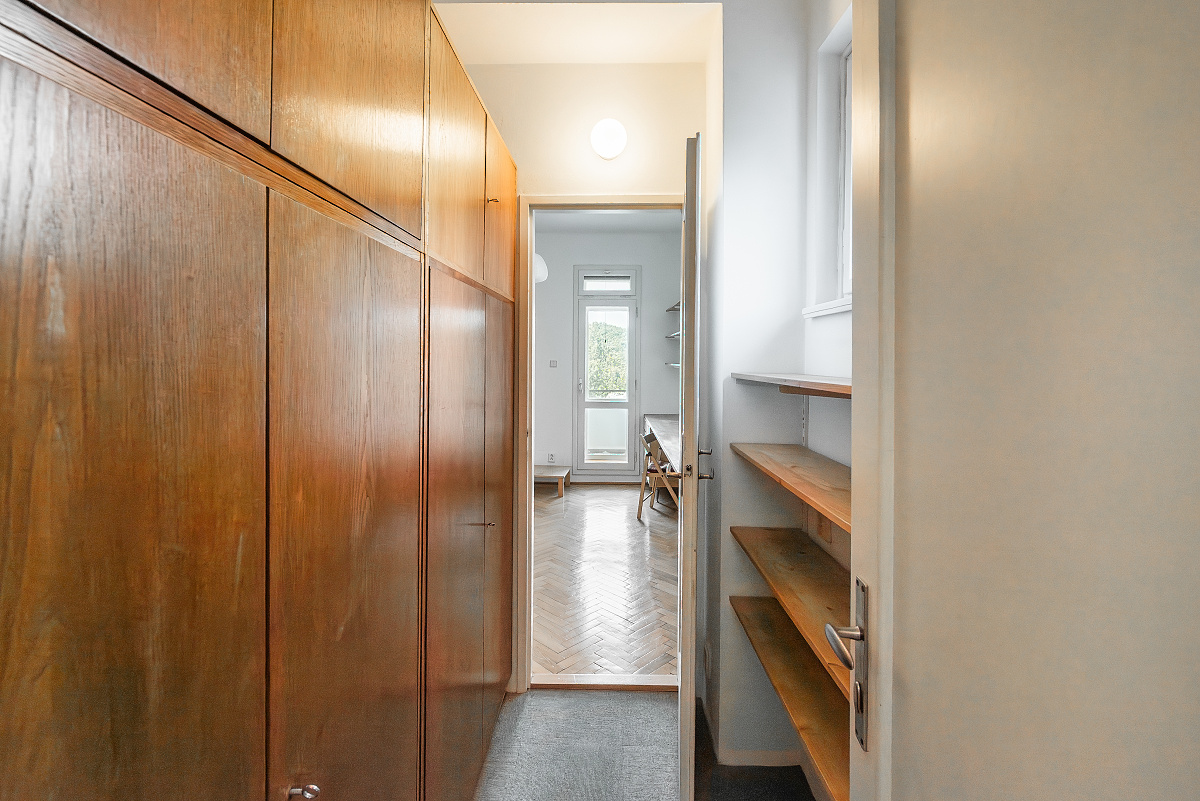 Rent an apartment 3+1 with two separate bedrooms