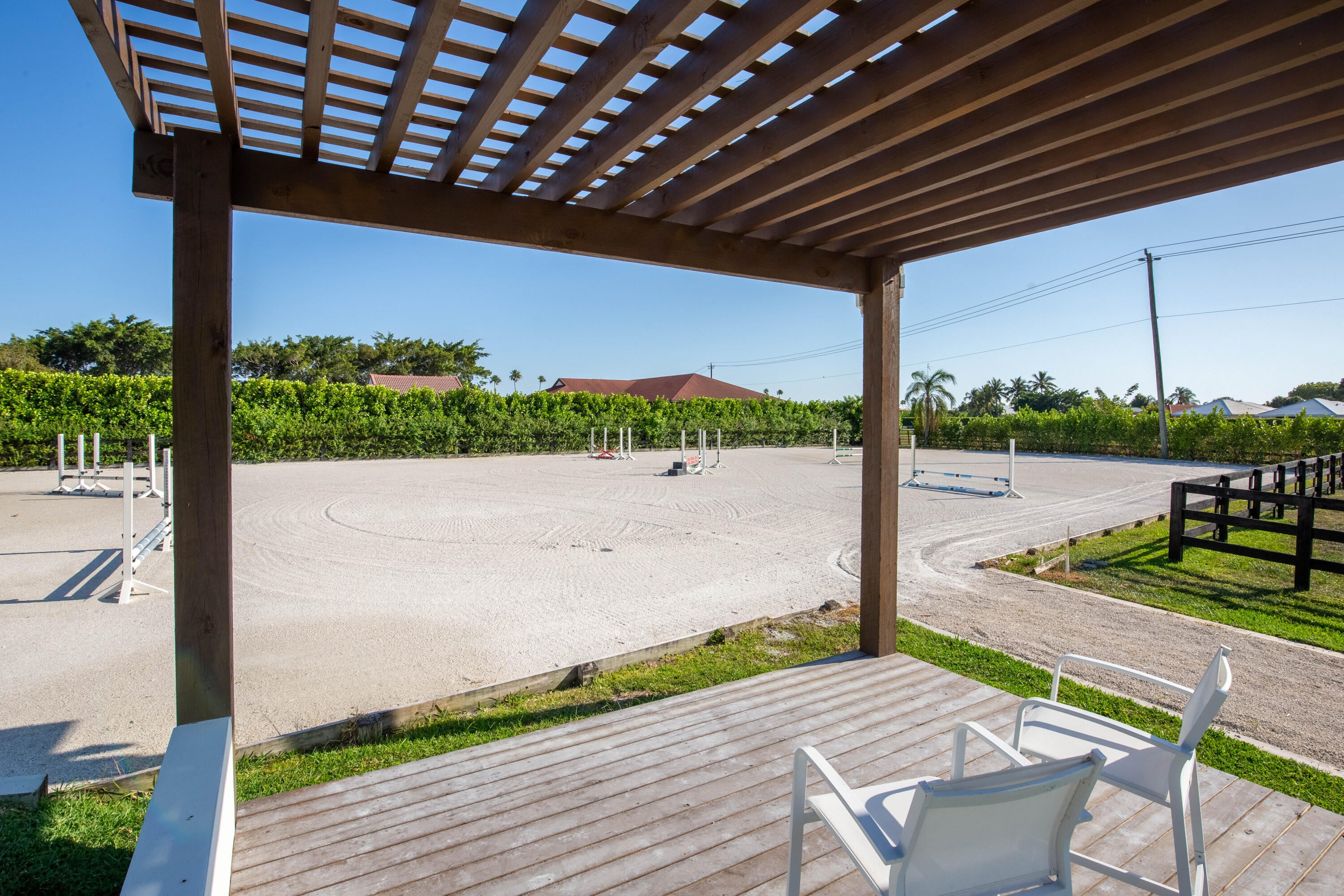 Stalls Available for Off-Season Lease