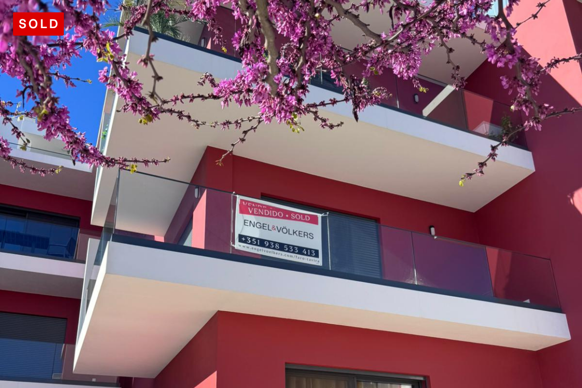 Modern 2-Bedroom Apartment in Tavira City Center