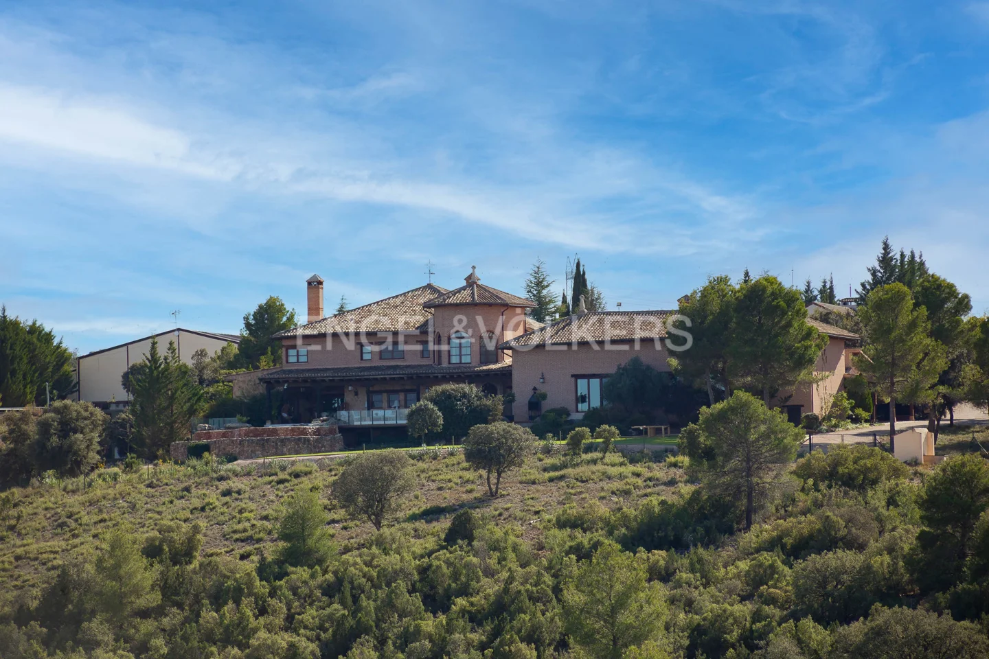 Superb estate next to the Alarcon reservoir. Cuenca