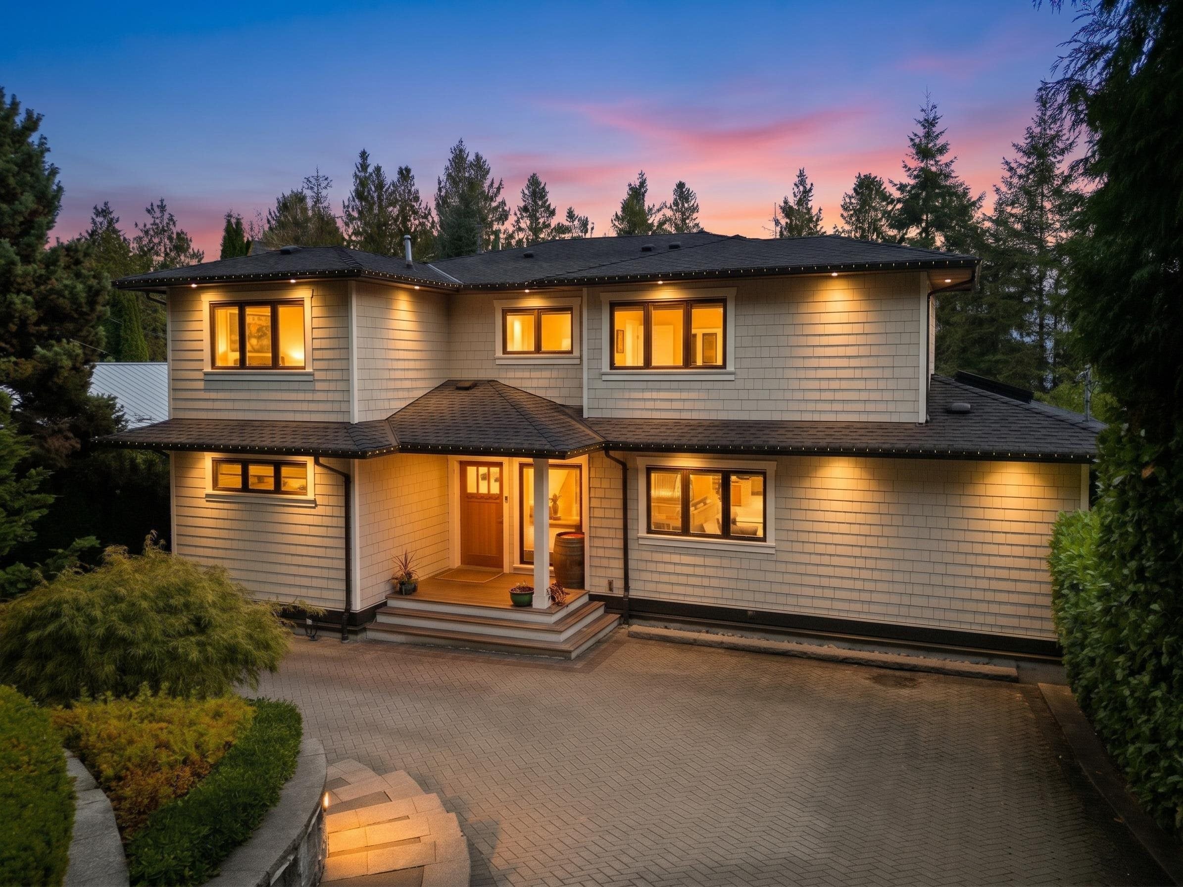 Luxury, Space &  All-Day Sunshine