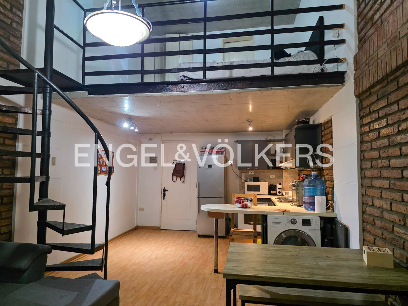 Se arrienda Loft en Parque Inglés