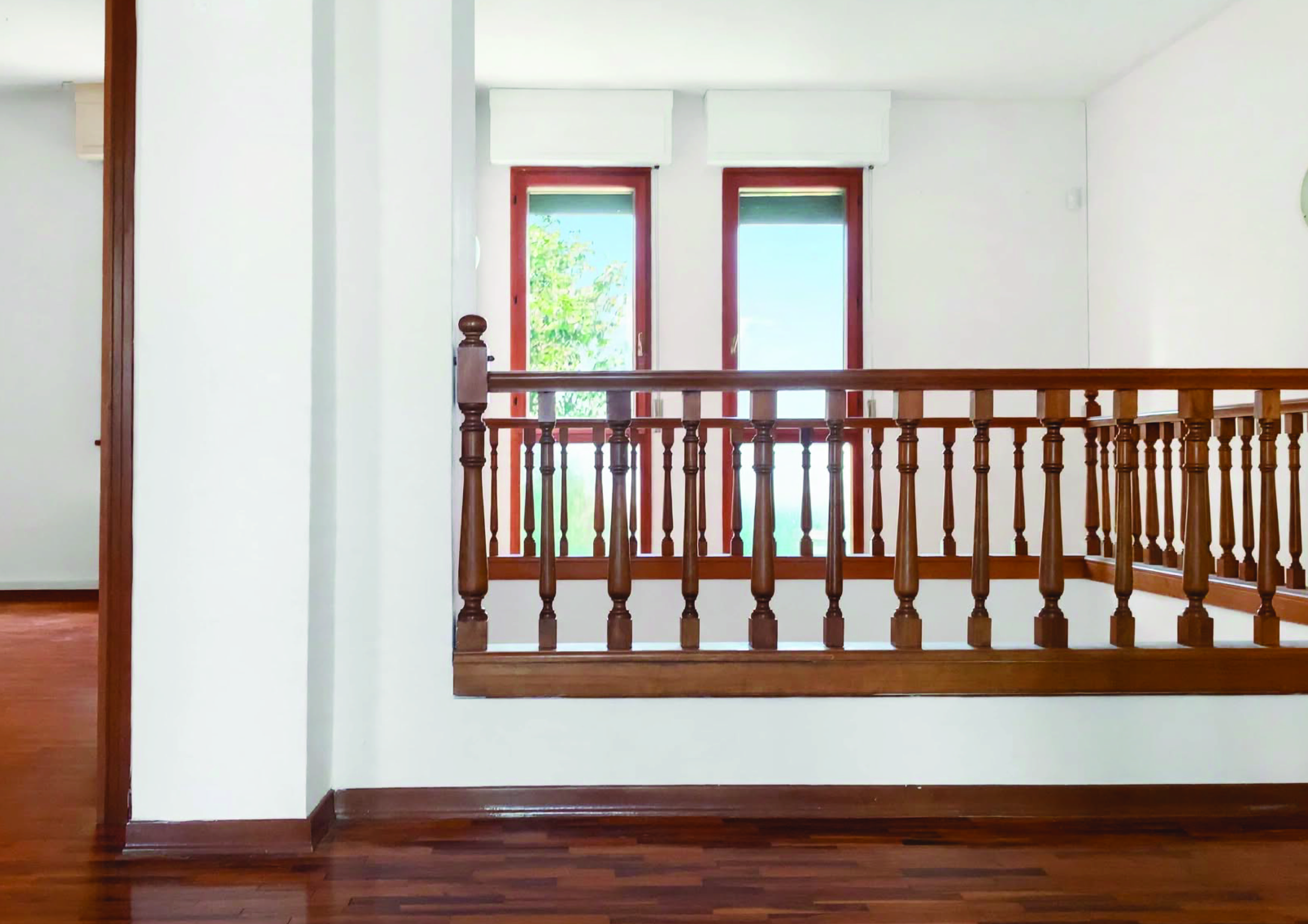 PRESTIGIOUS EXECUTIVE OFFICE SPACE ON TWO LEVELS