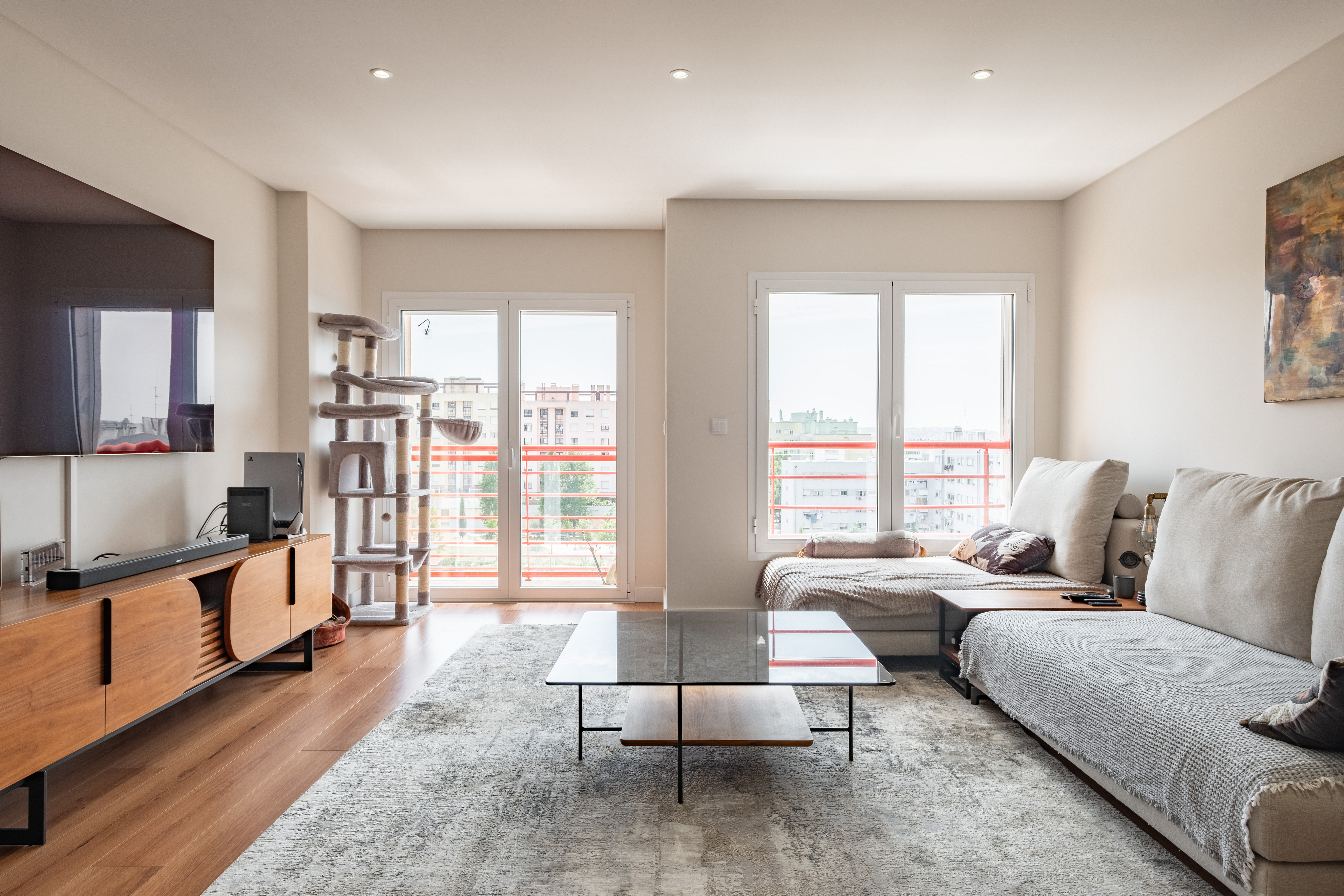 2-bedroom apartment with open view in Telheiras.