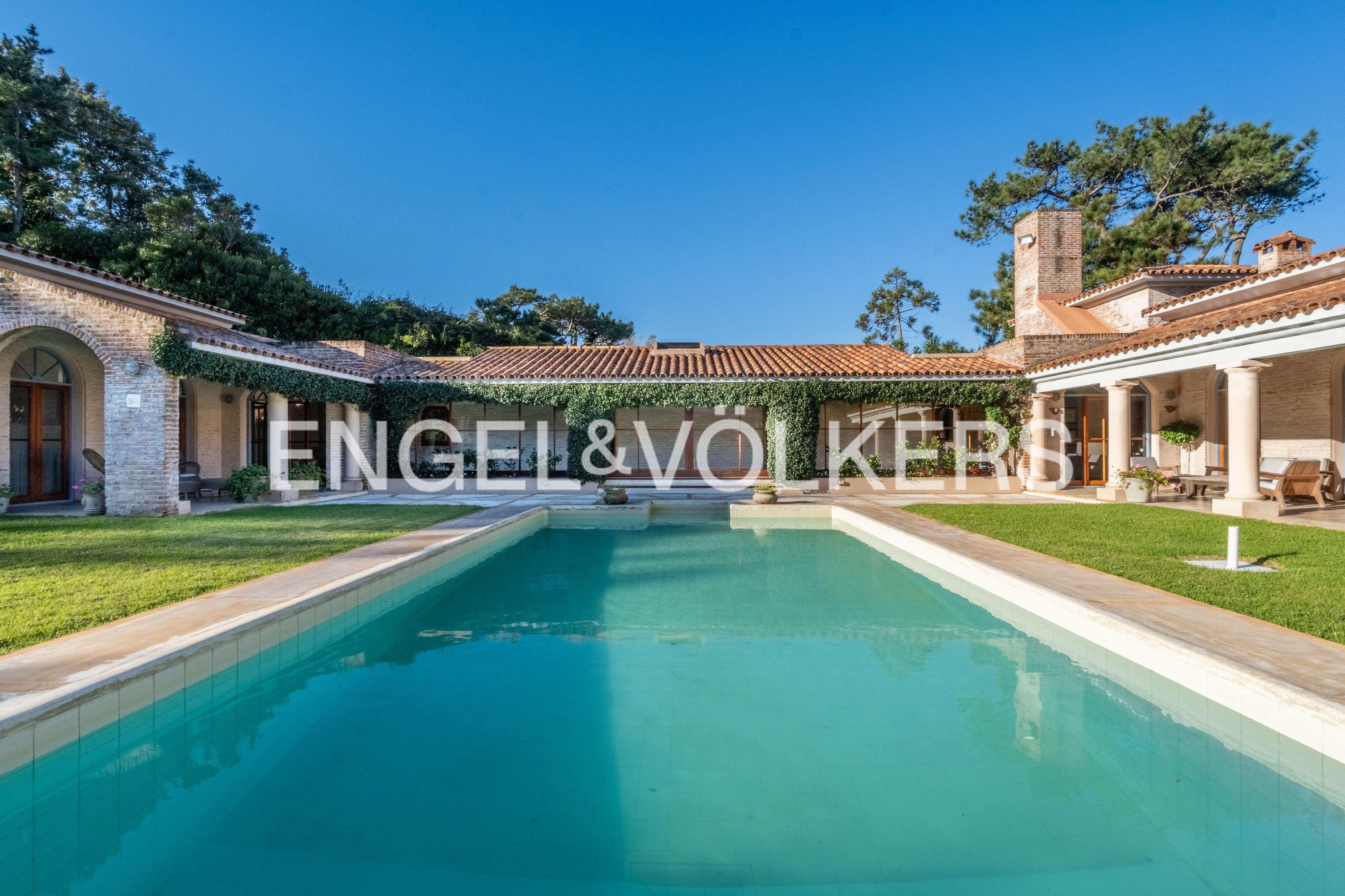 Exceptional Tuscan Style House in Rincón del Indio, Punta del Este