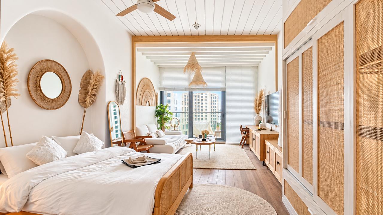 Luxury Marina Living | Furnished | Vacant Now