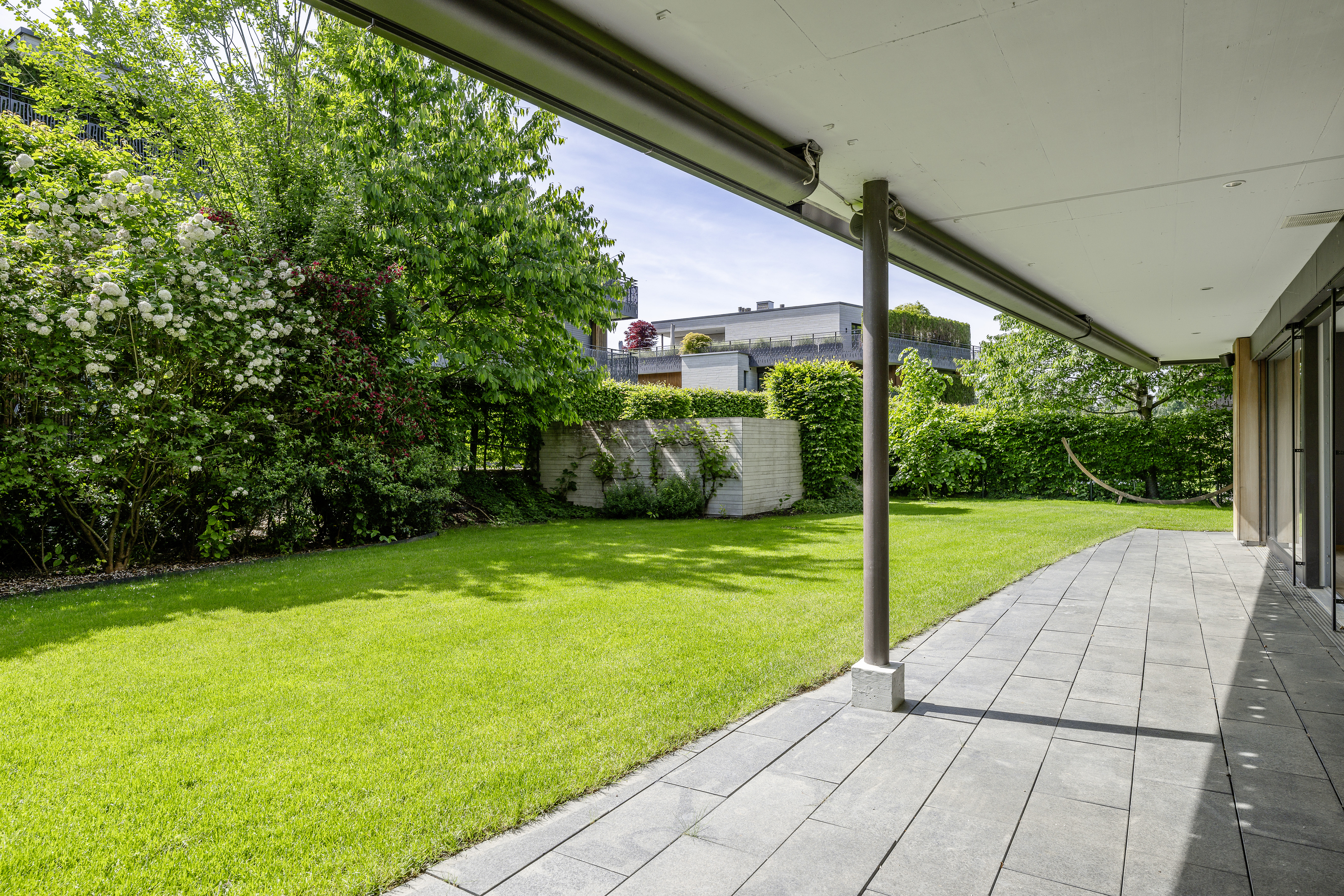 Pleasant through summer: family paradise with garden
