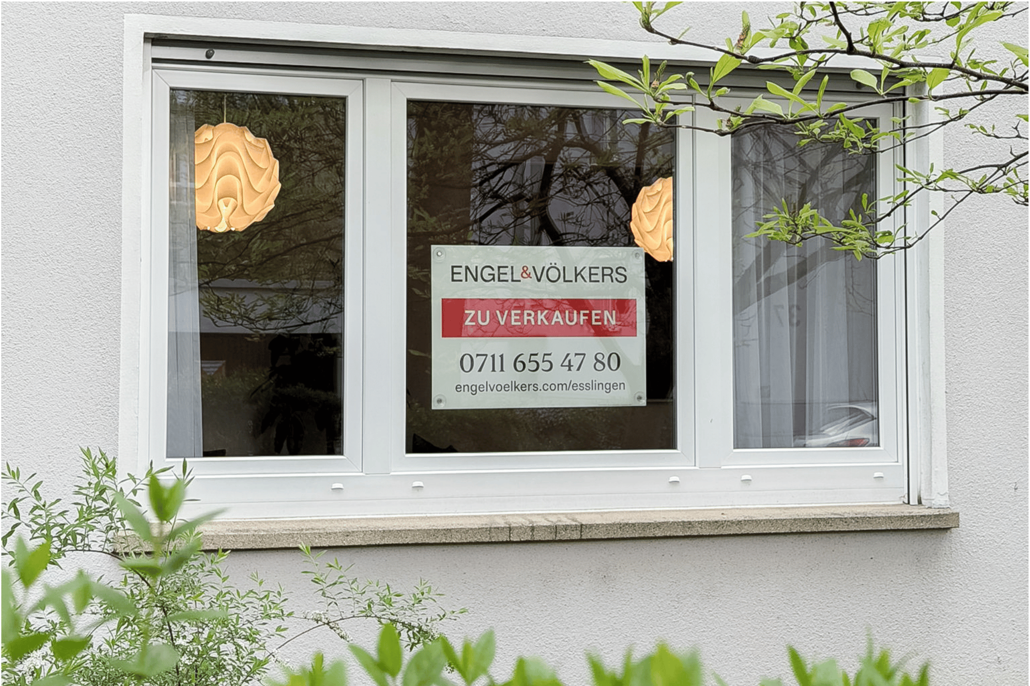 Sofort beziehbare Traumwohnung mit Garage in Esslingen!