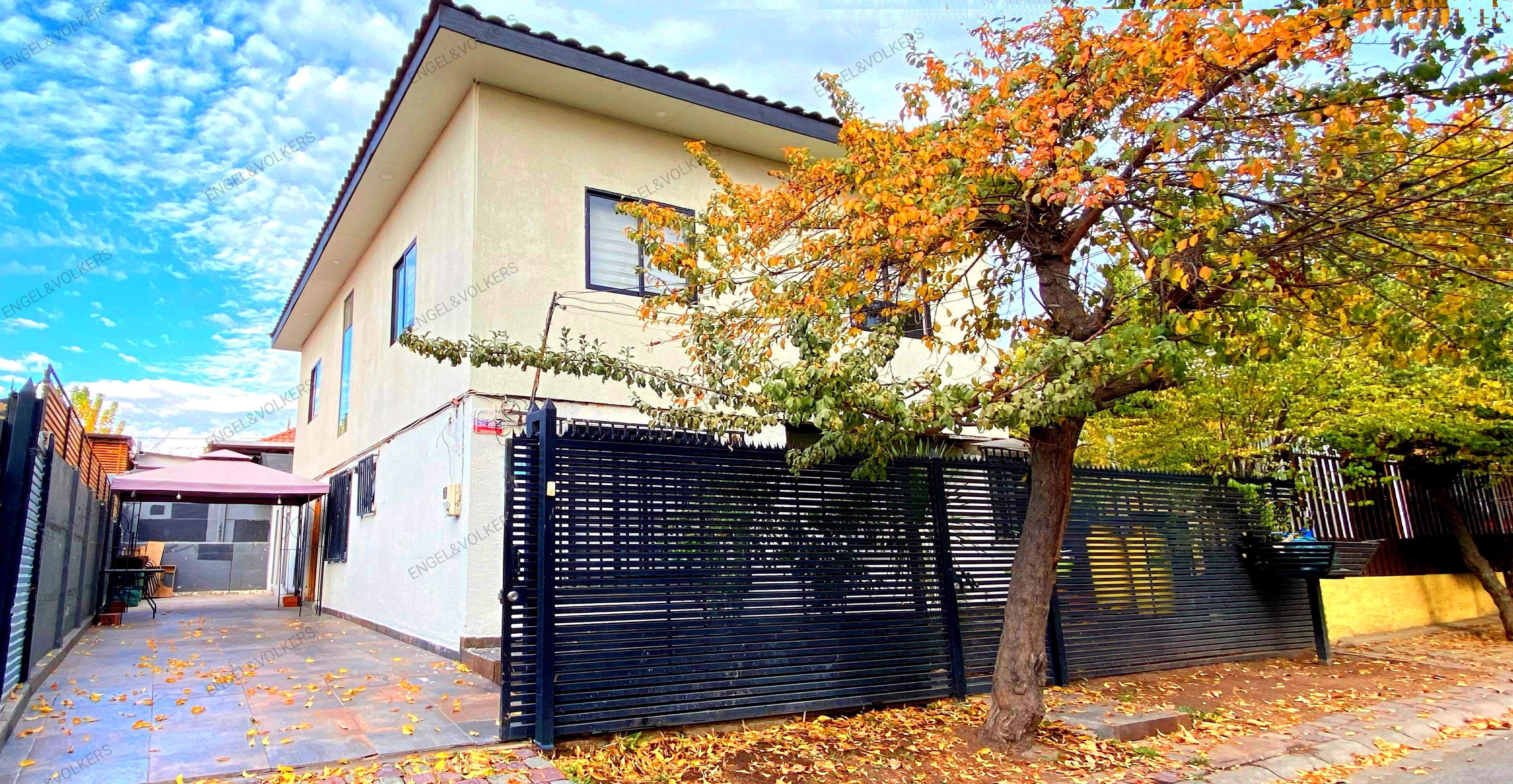 El Peral / C. Henriquez / Mall Tobalaba