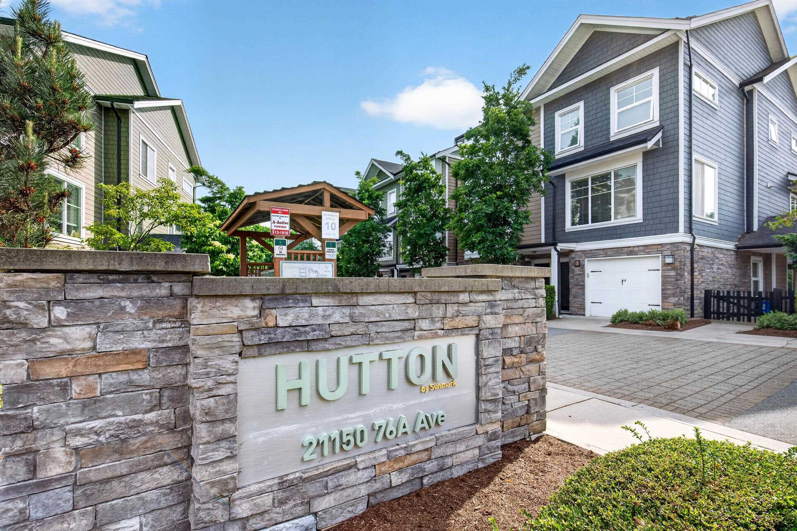 Beautiful 3 Bed, 3 Bath Townhome with Views!