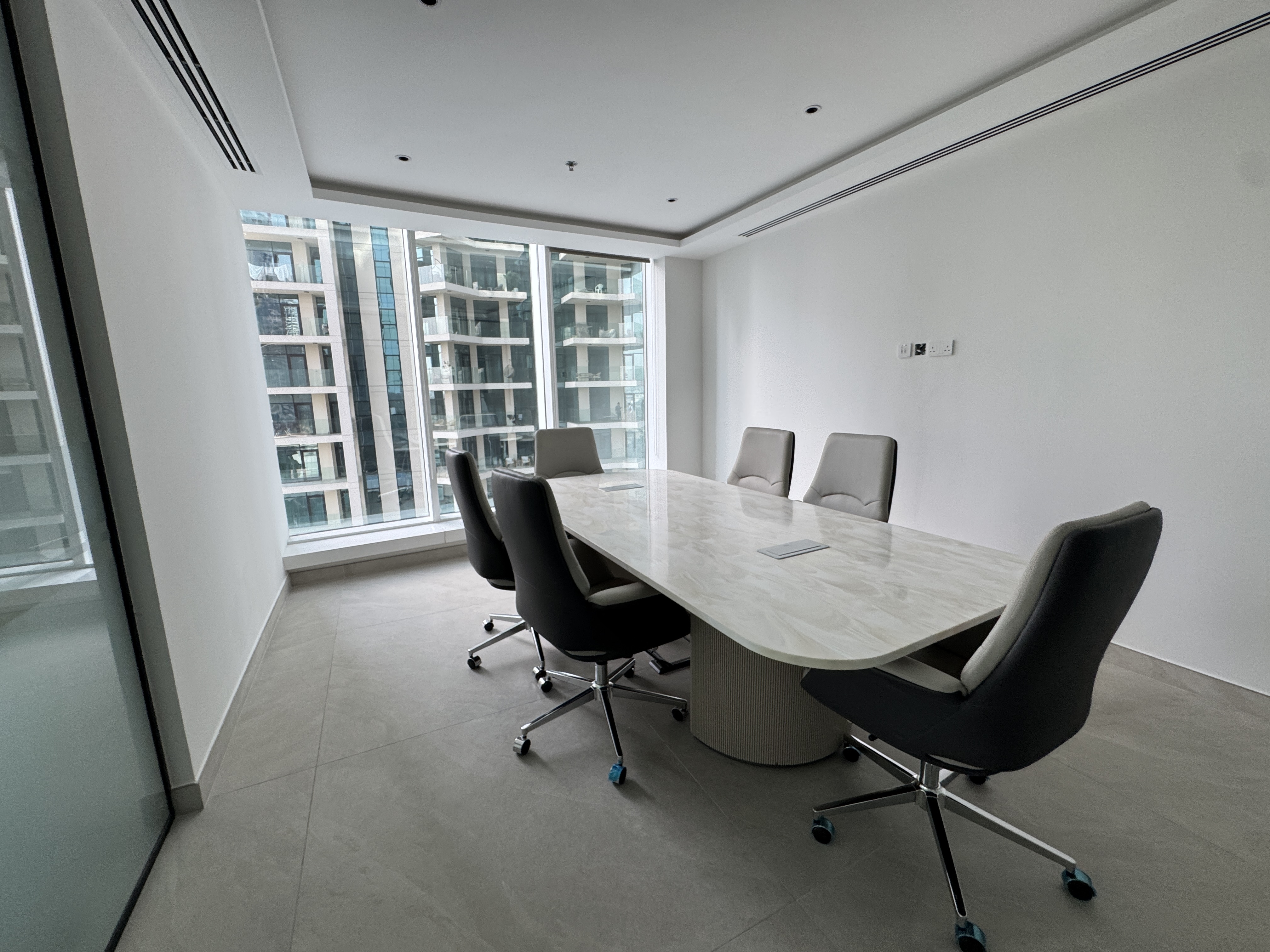 Fully Furnished | Amazing Layout | Grade A Tower