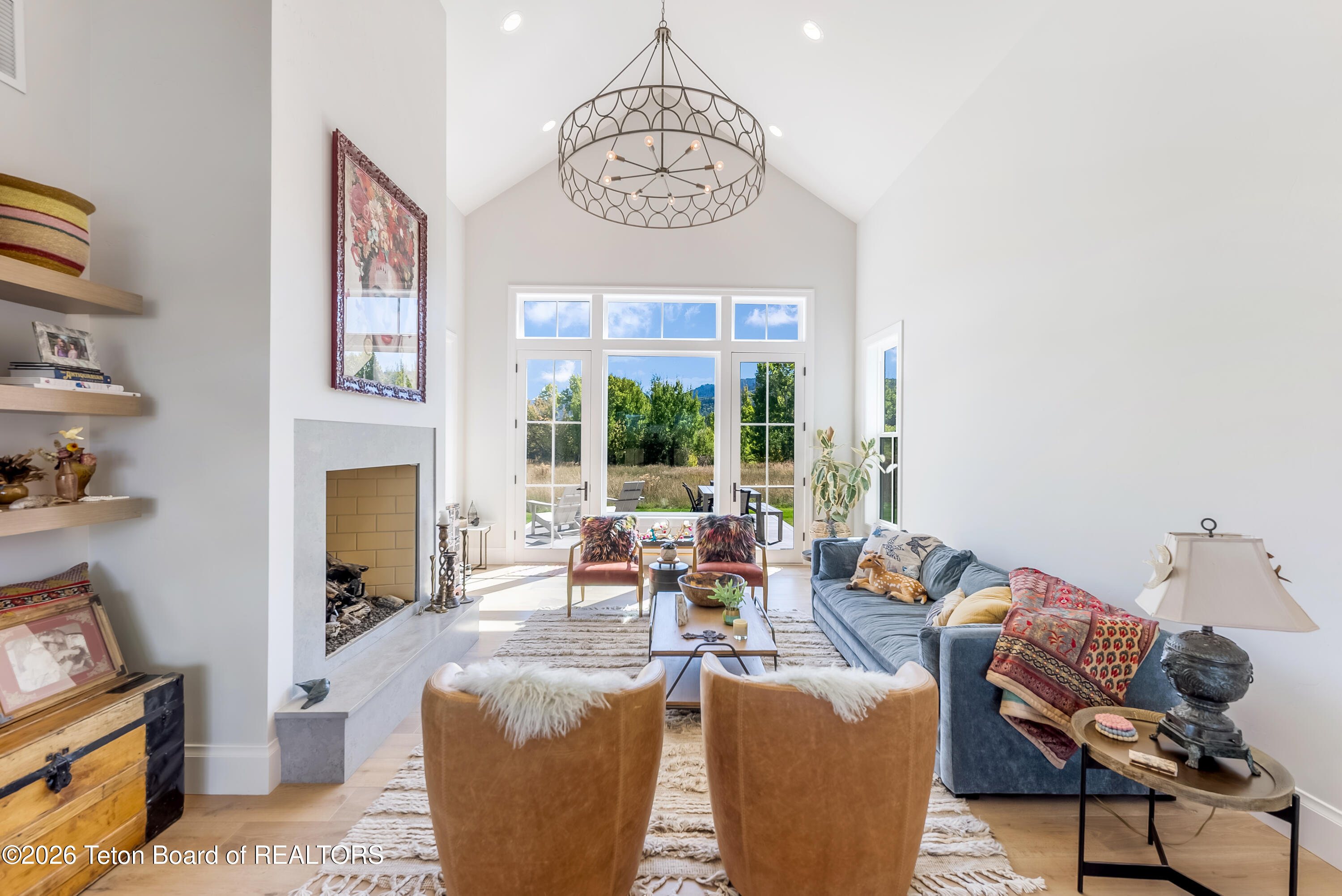 Modern Luxury Meets Mountain Serenity in Hiddenwaters