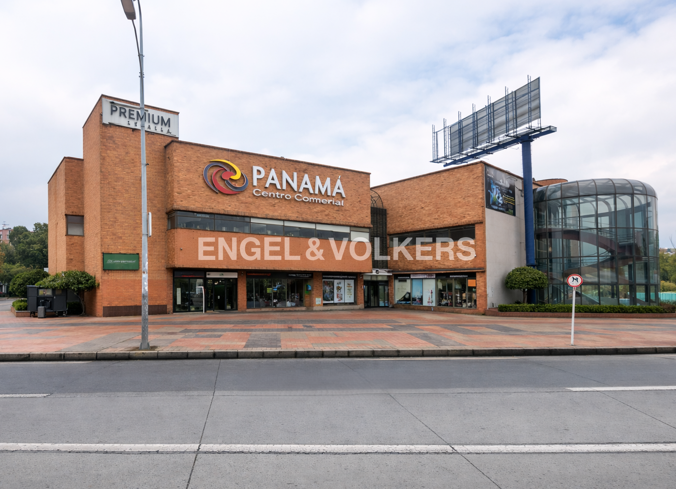 Venta de local 6mts en CC panama