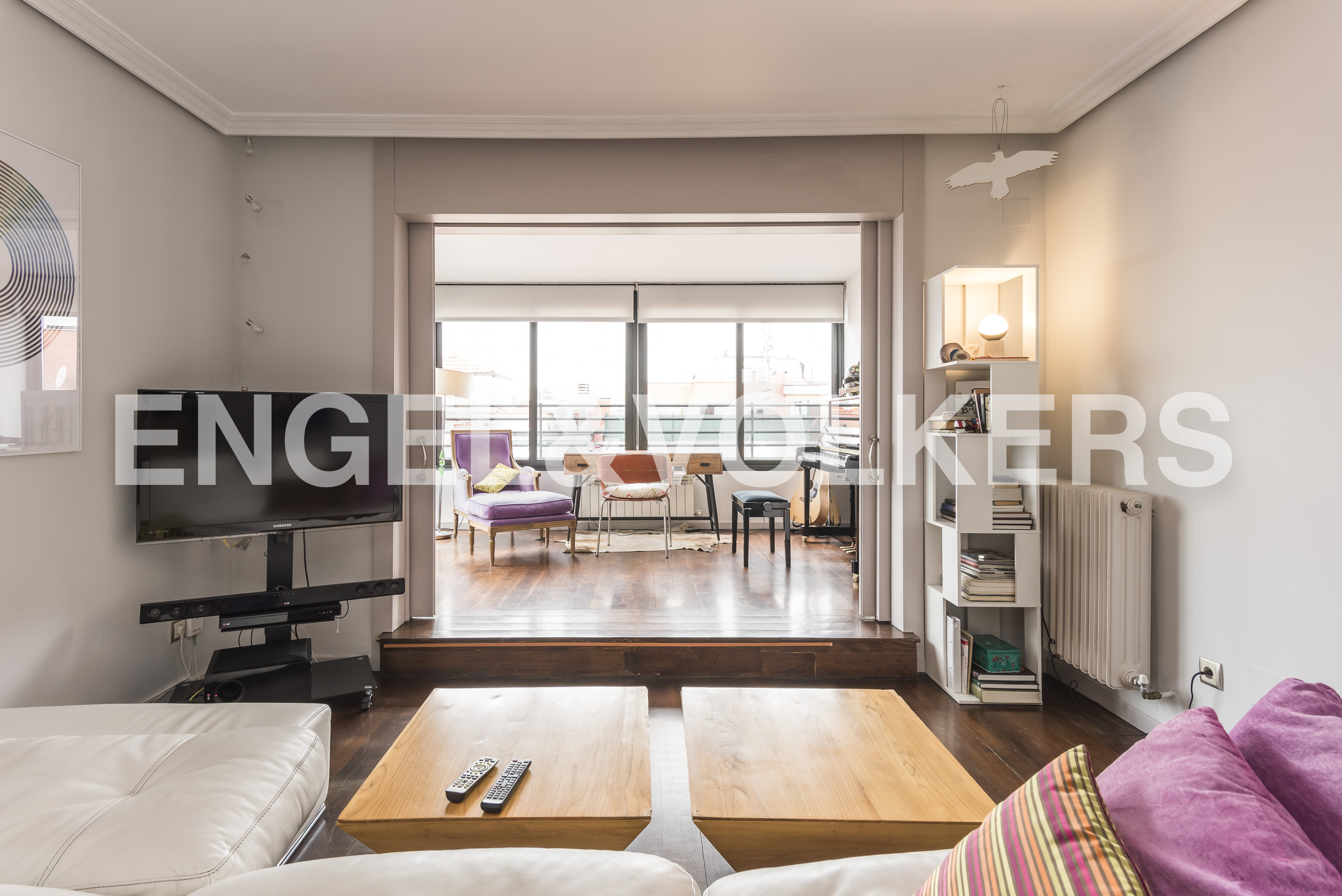 Penthouse with terrace for rent in Chamberí