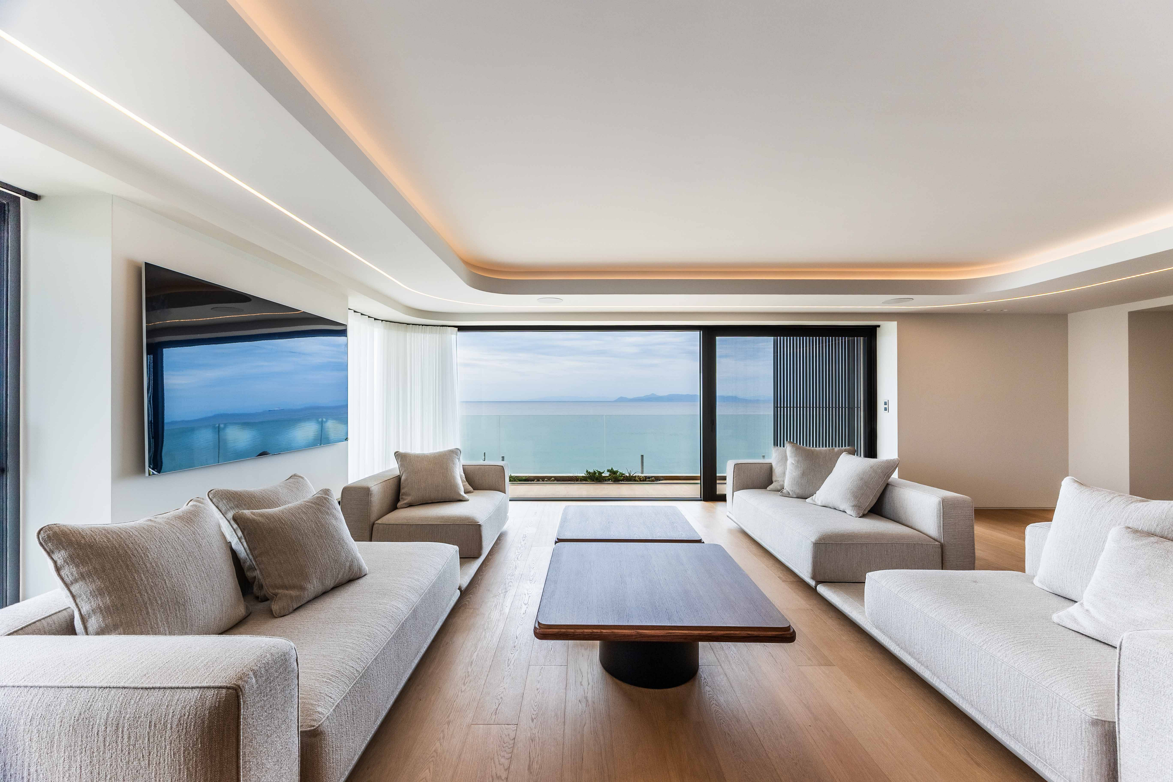 Signature 3 bedroom residence with unobstructed views