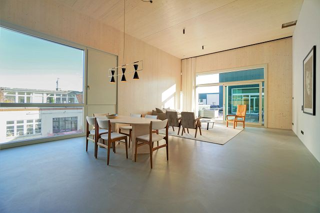 Erstklassiges Loft mit Design-Interieur und eigener Terrasse