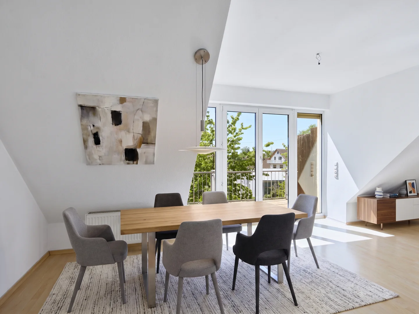 Wohnen auf zwei Ebenen – Charmante Maisonette mit Südbalkon - Photo 3
