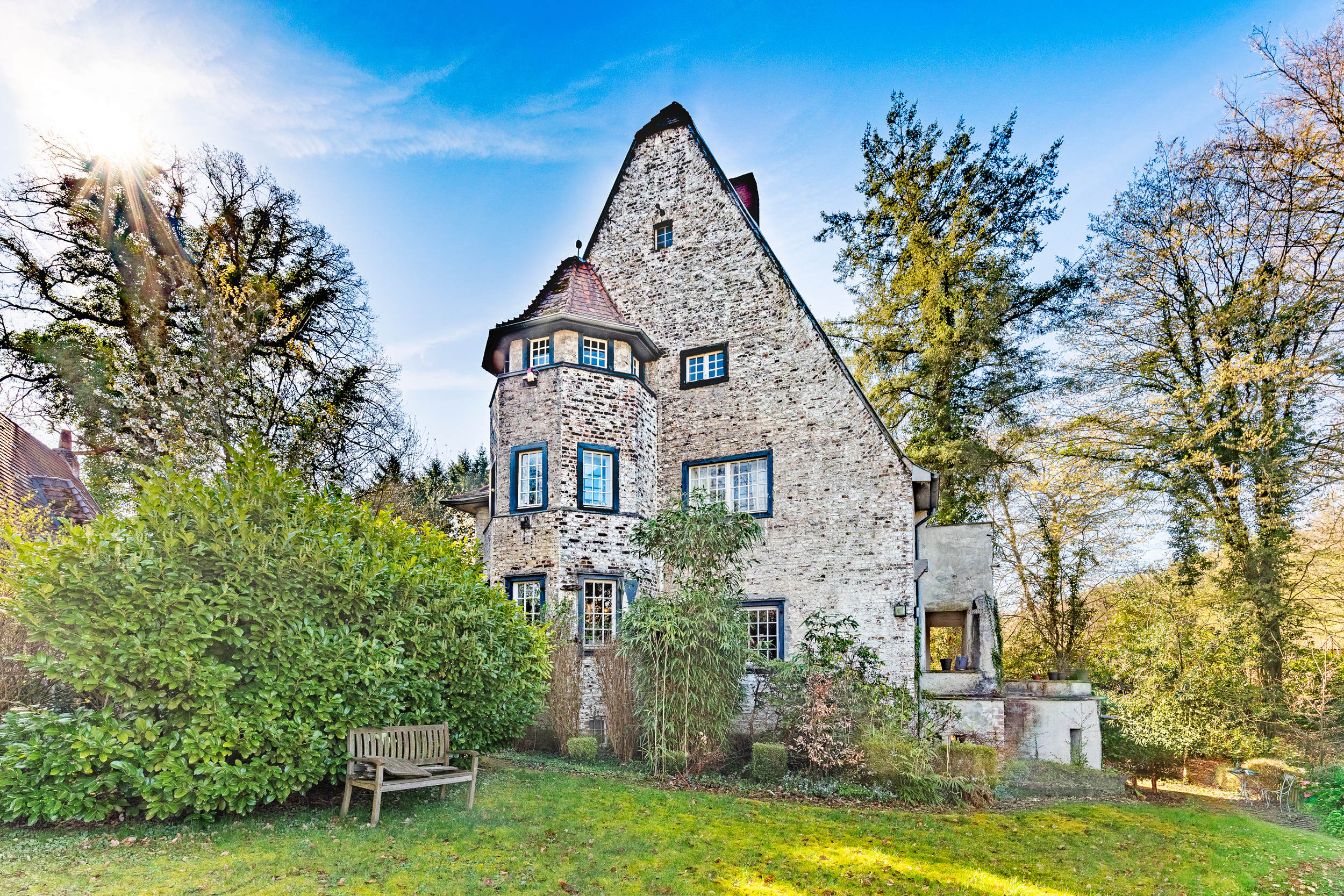 Historic villa by the Königsforst