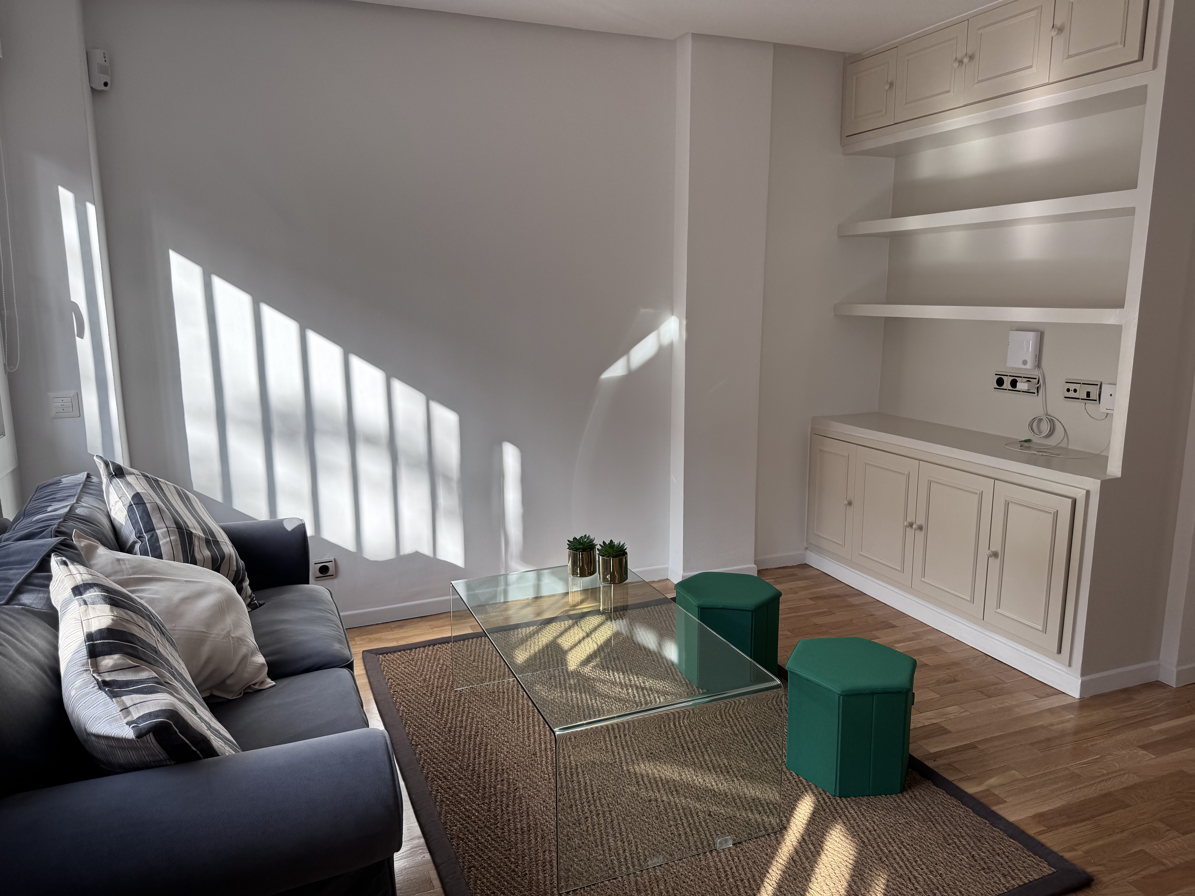 Elegant furnished apartment with terrace and pool in Chamartín, Madrid