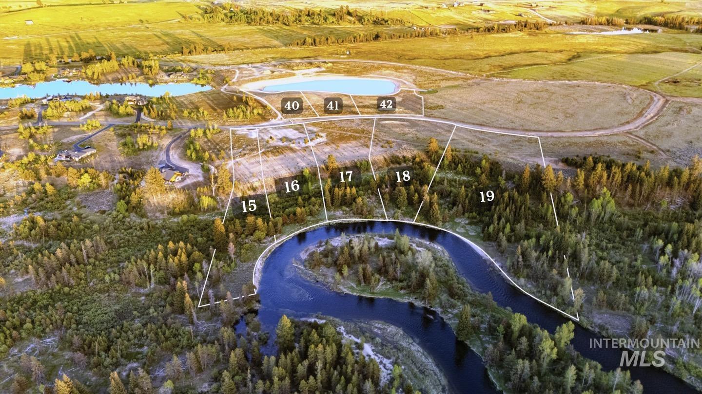 Remarkable Lakefront Homesite Within Coveted River Ranch