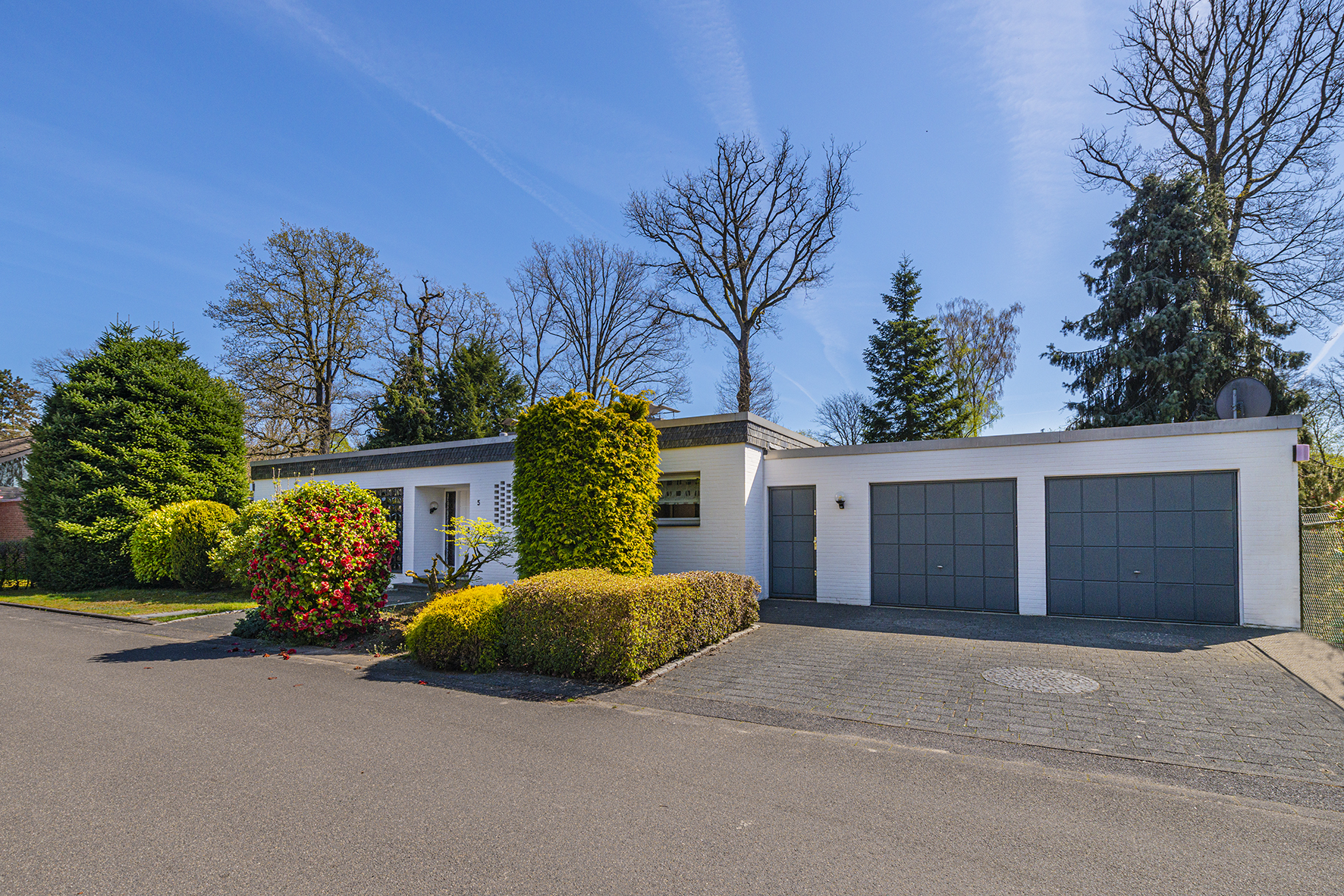 Freistehender Bungalow mit Blick ins Grüne!