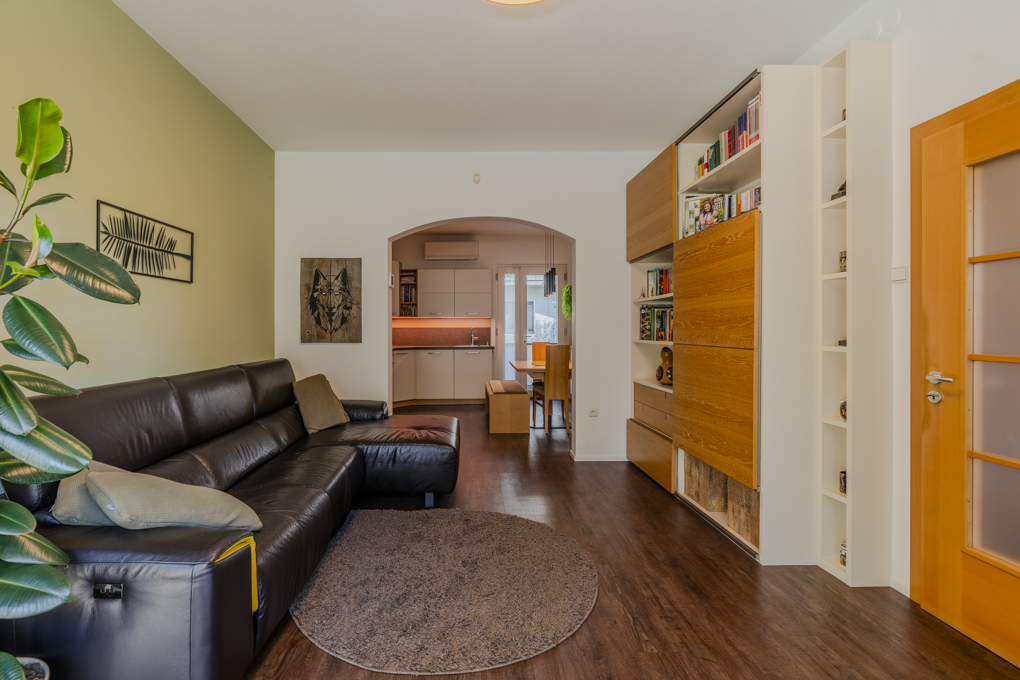 A tasteful home for families