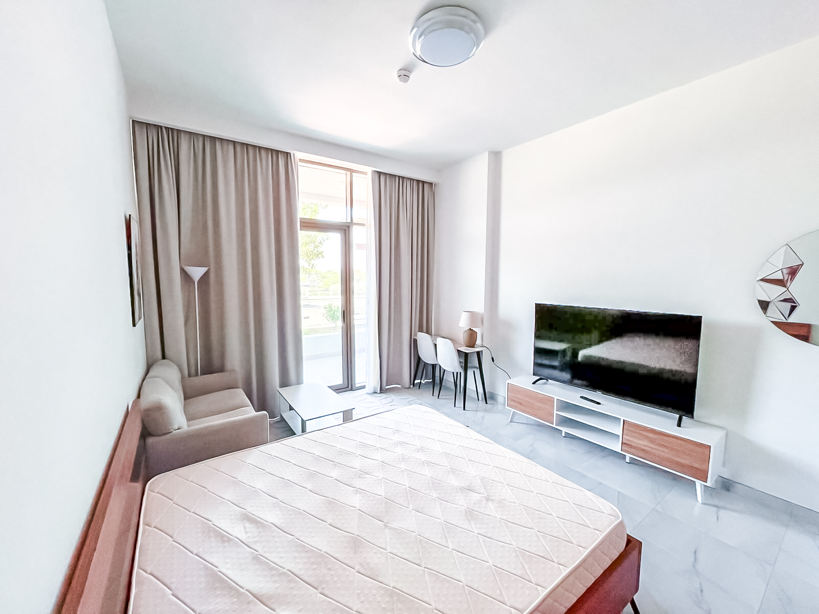 Modern | Elegant Fully Furnished