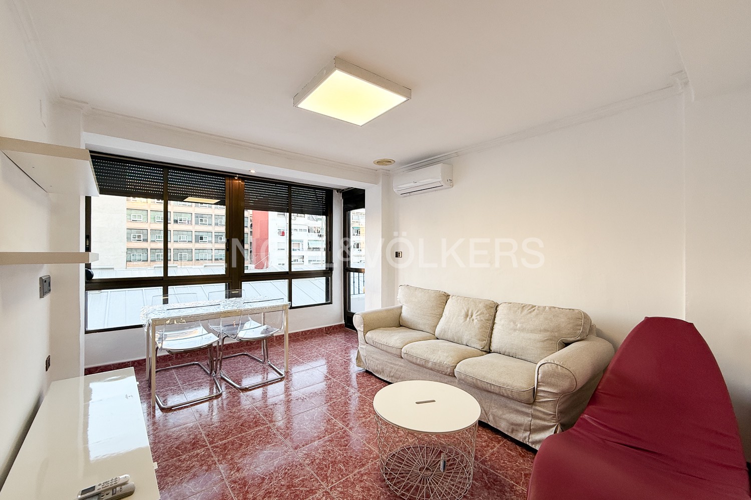Nice flat for short stay
