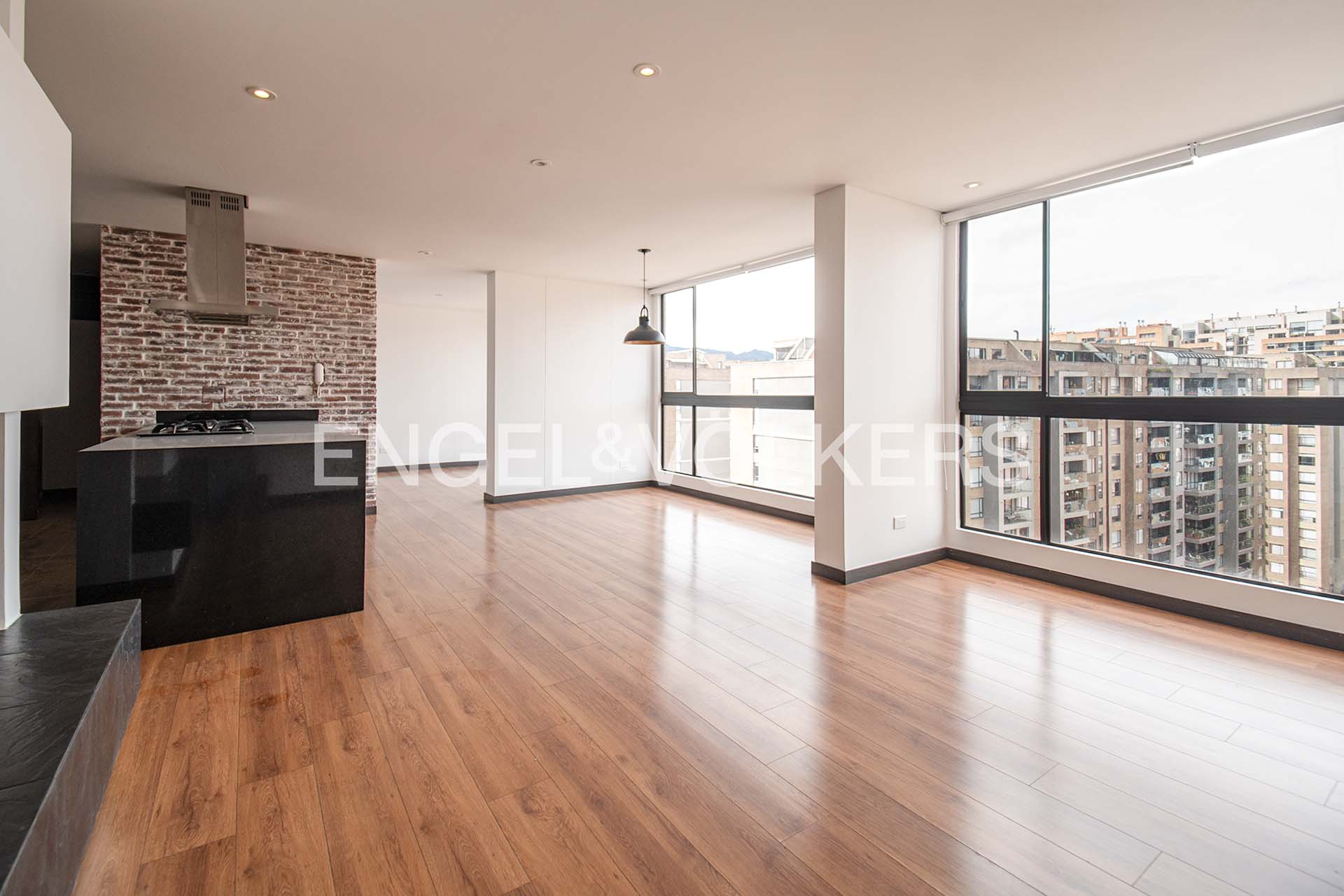 Apartamento con terraza y con clubhouse para venta en Colina Campestre