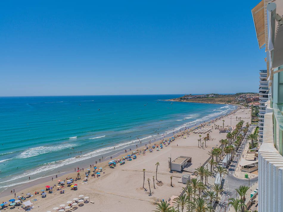 Prime location with unique panoramic views