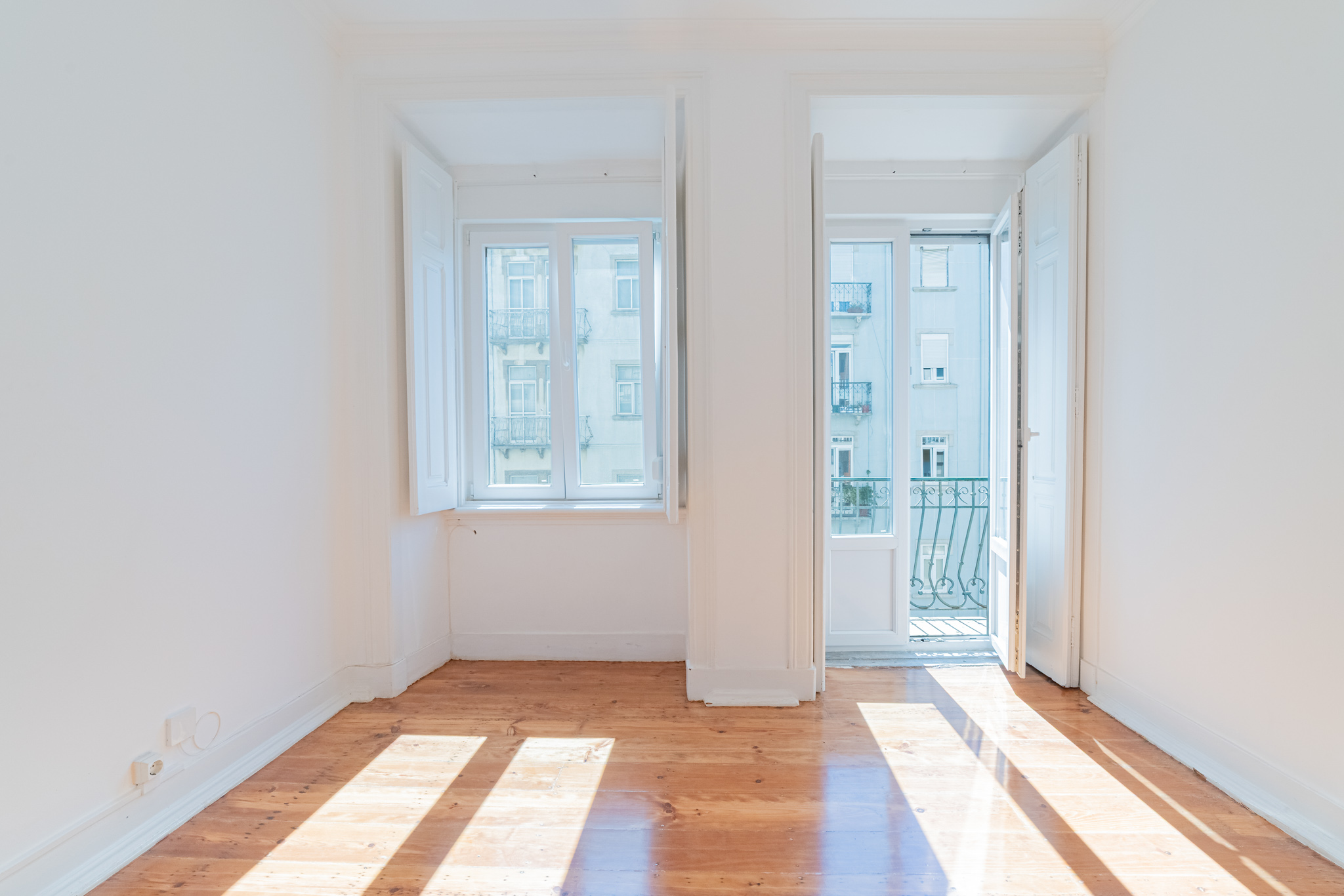 Charming 3-bedroom apartment with terrace near Avenida da Liberdade