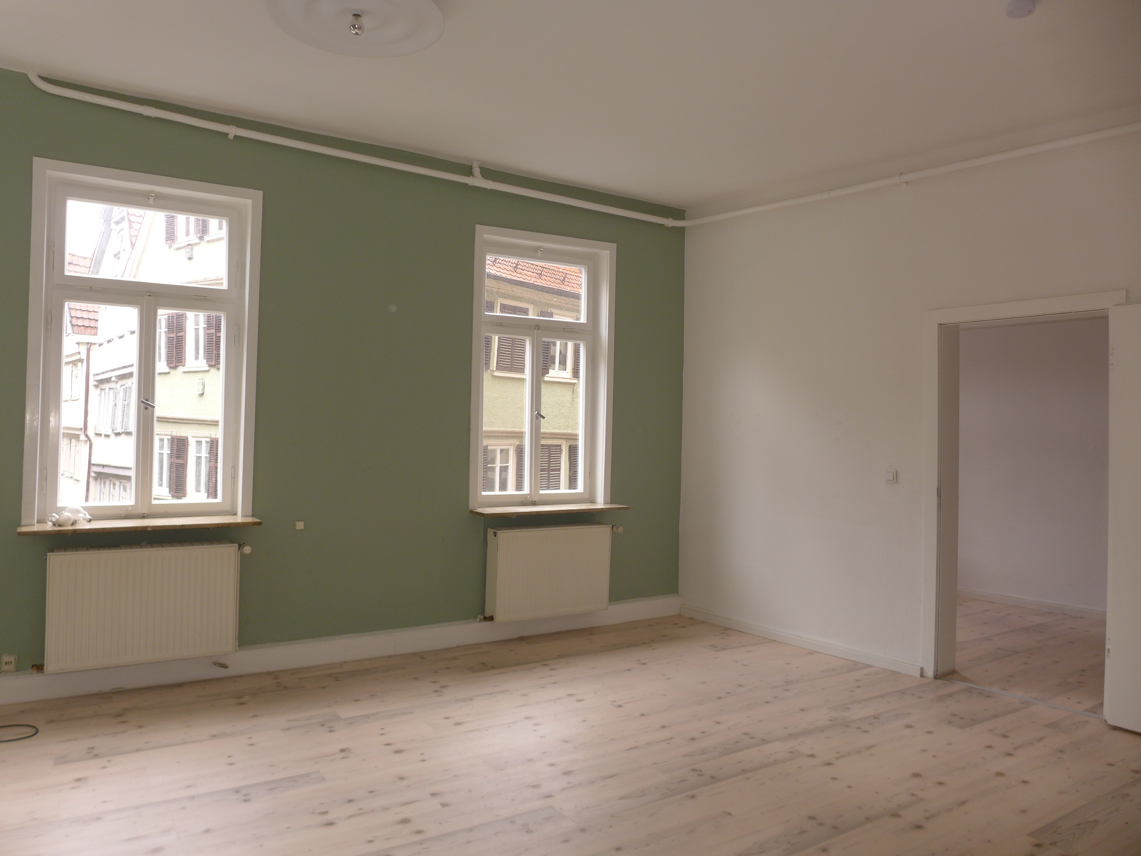Wohnen im Kulturdenkmal • individuelle 3-Zimmer-Wohnung mit separater Küche im Stadtzentrum